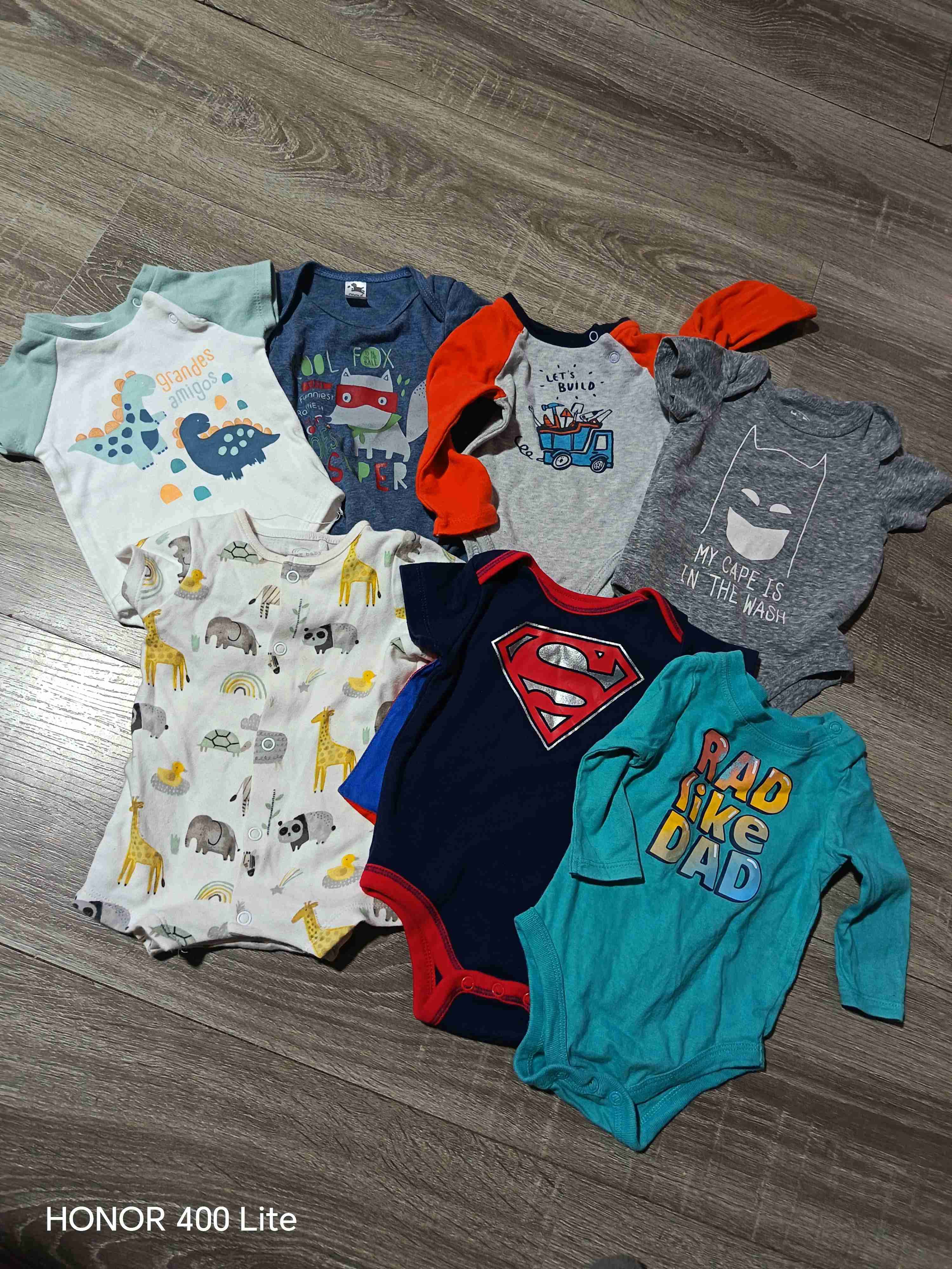 Pack de bodies para bebé estampados