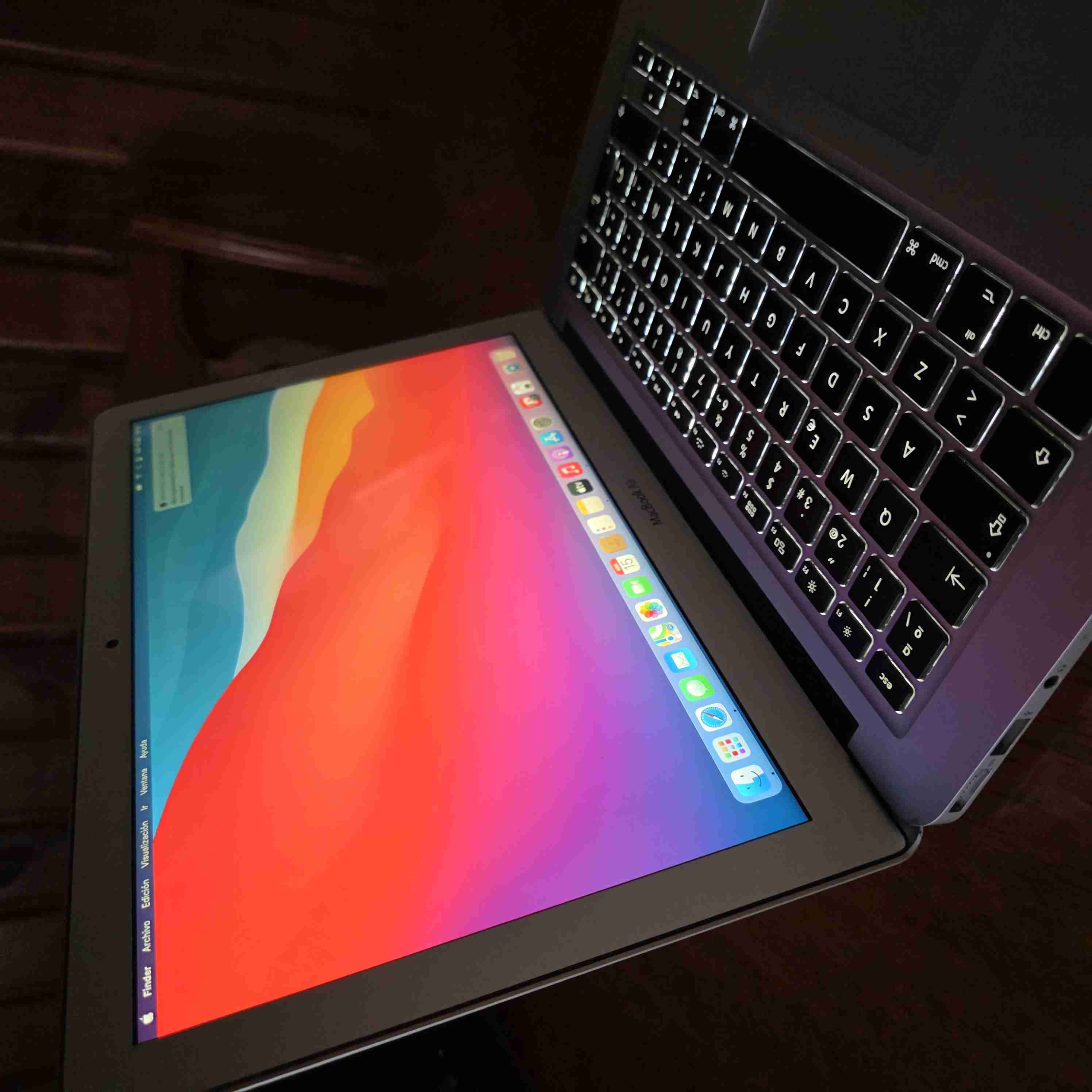 Notebook Apple como nuevo. - miniatura 2