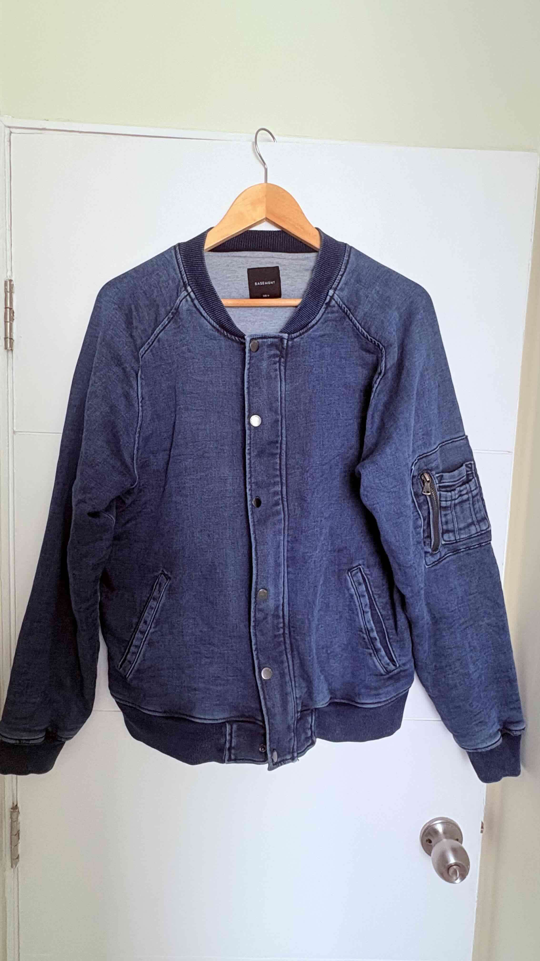 Chaqueta Basemente  bomber  jeans