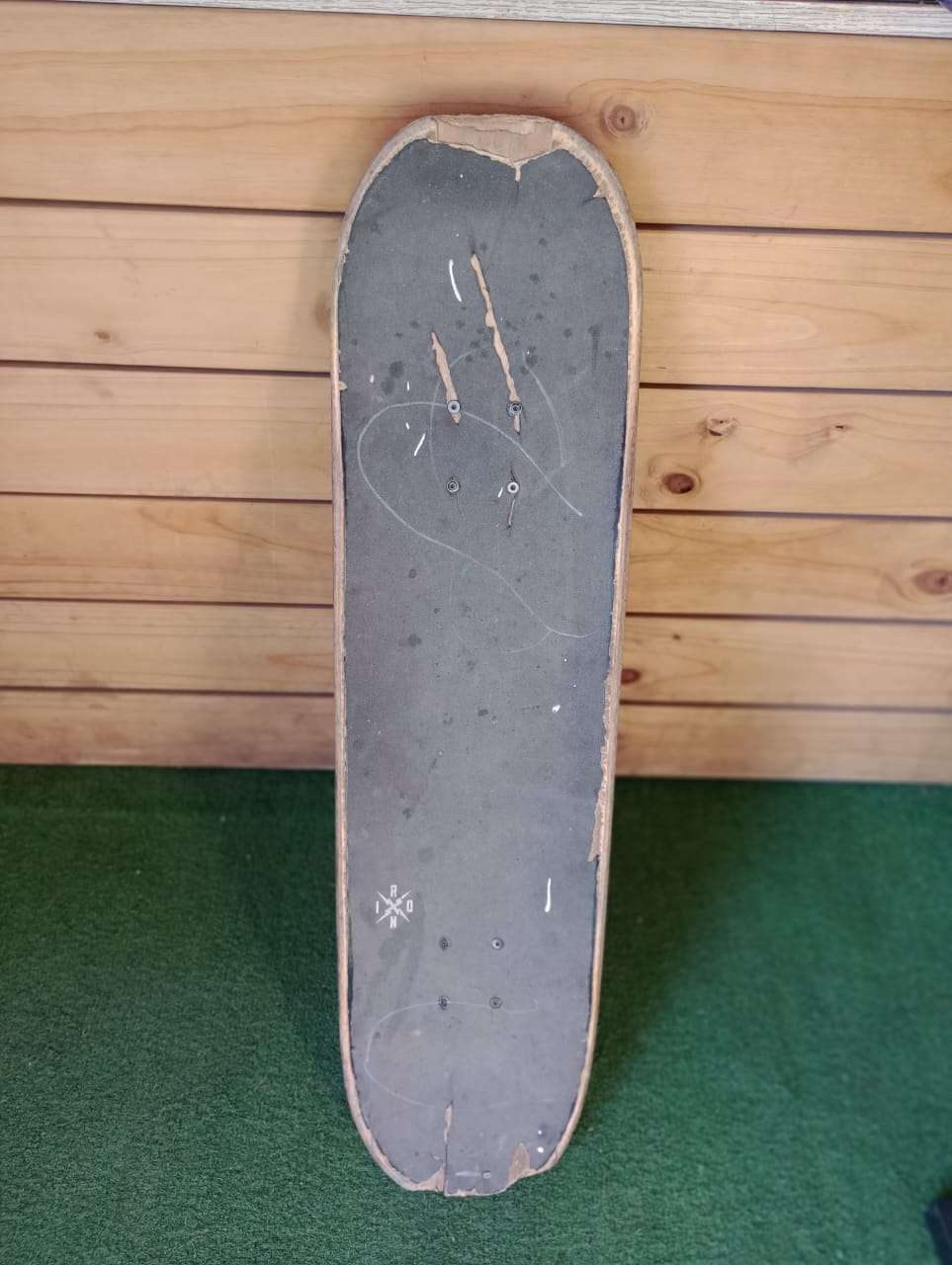 Skateboard profesional usado - miniatura 6