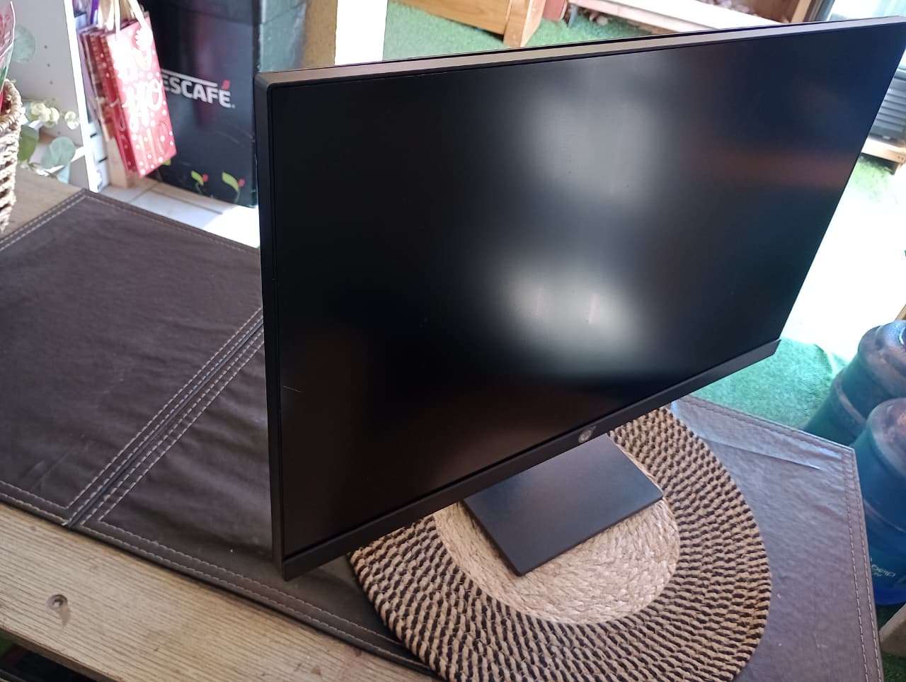 Monitor de pantalla plana HP - miniatura 1