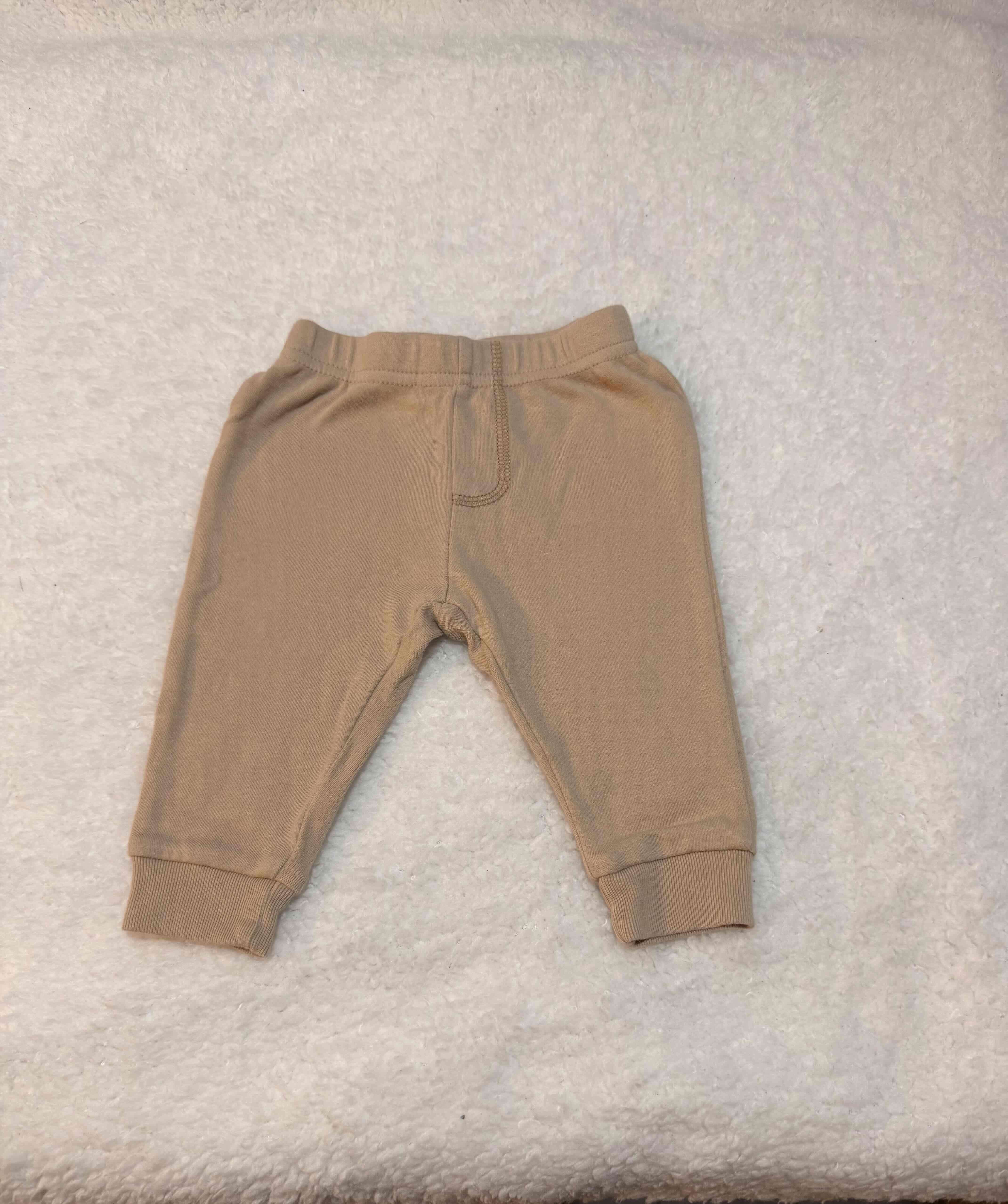 Pantalones beige para bebé