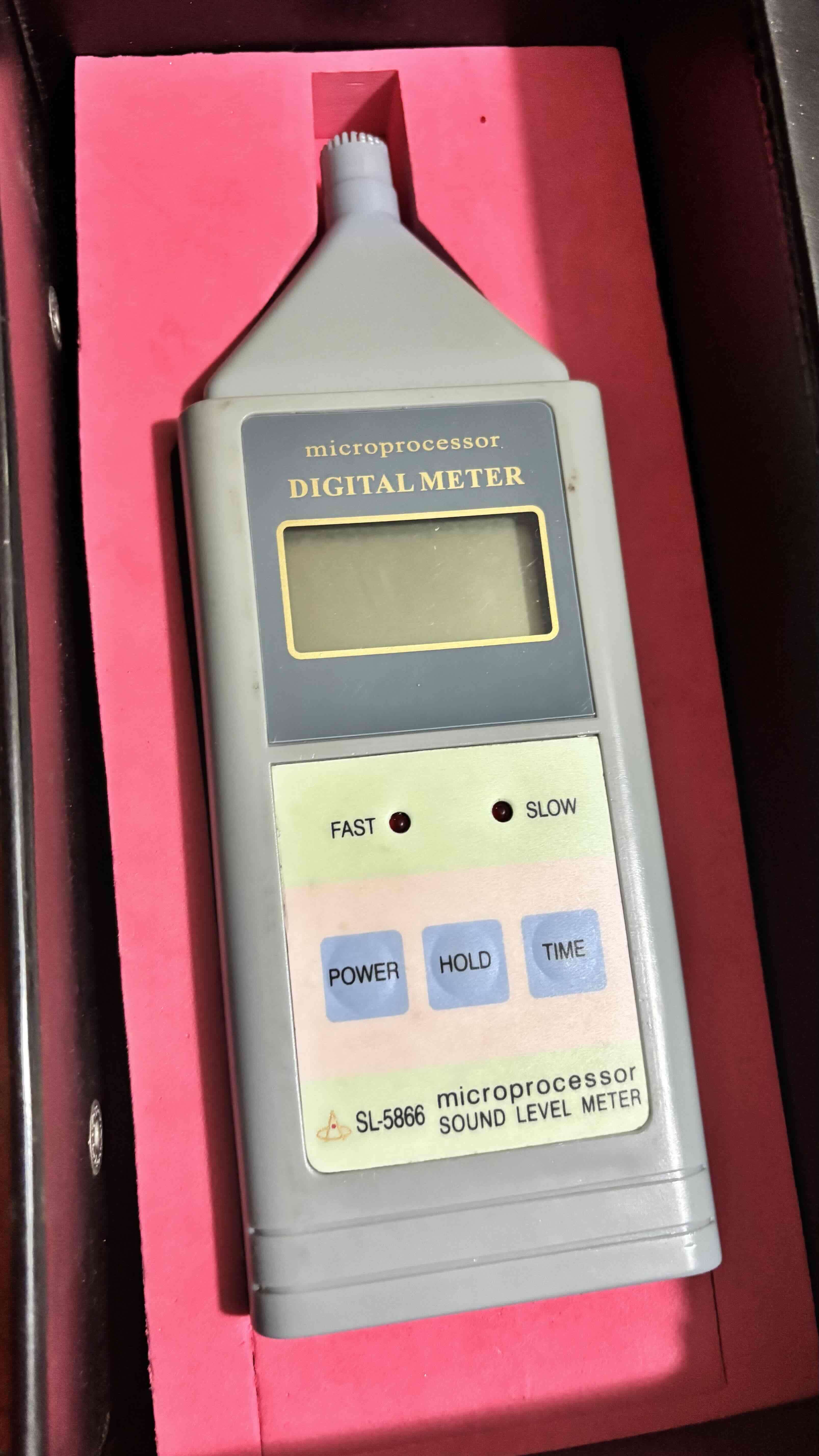 Medidor de nivel de sonido digital - miniatura 3