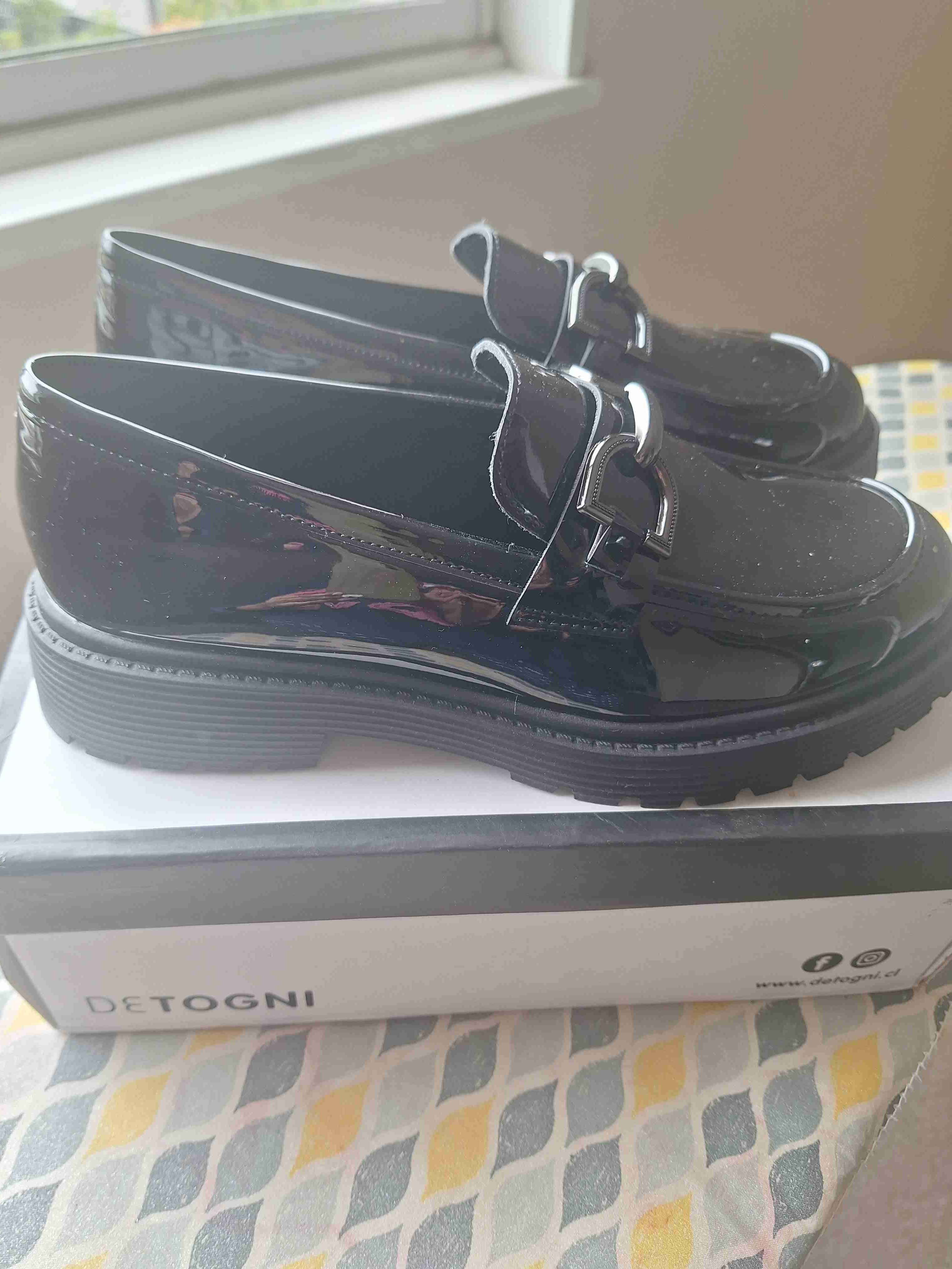 Zapatos de charol negros Detogni - 1