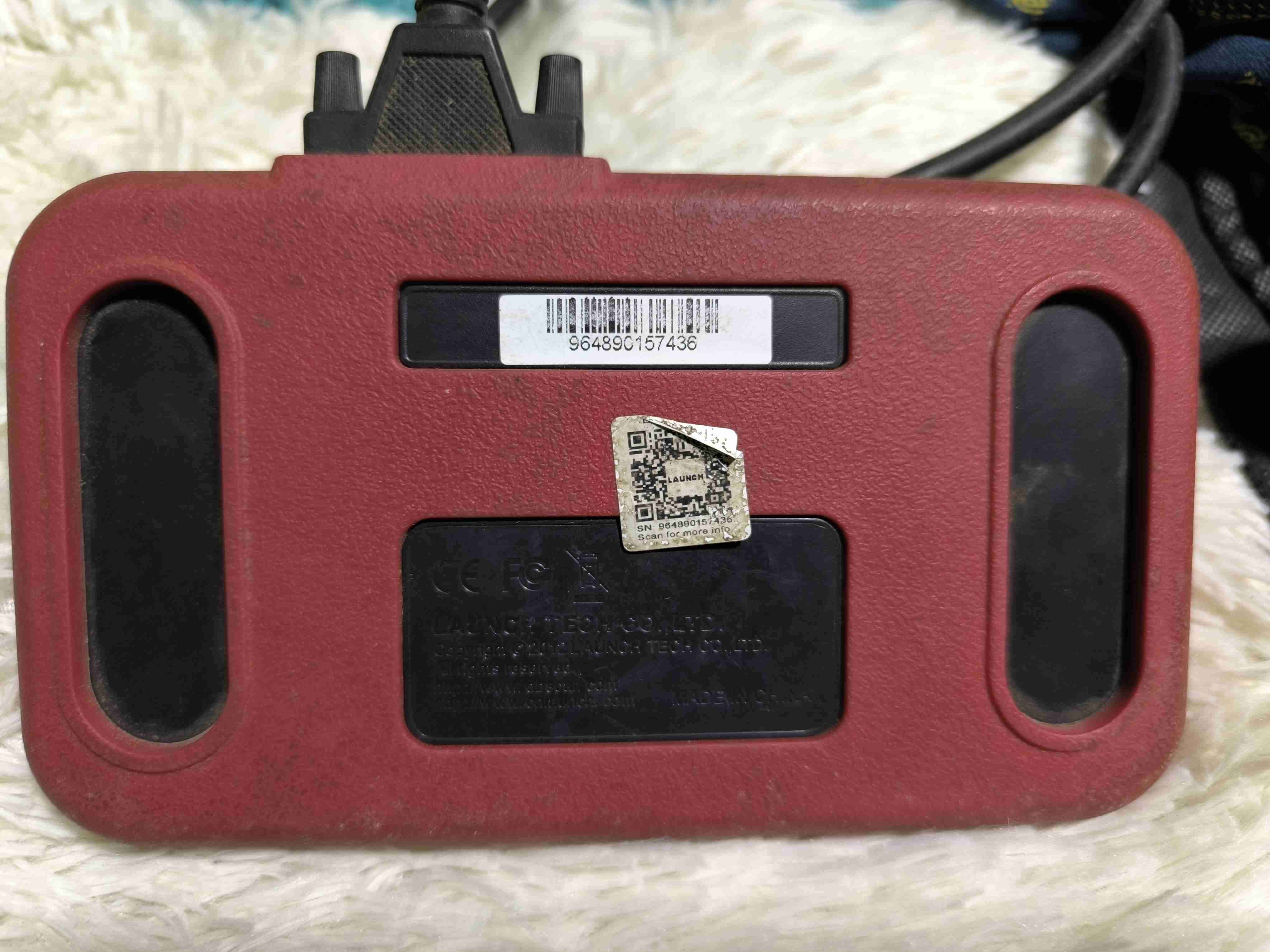 Escáner automotriz rojo - miniatura 1