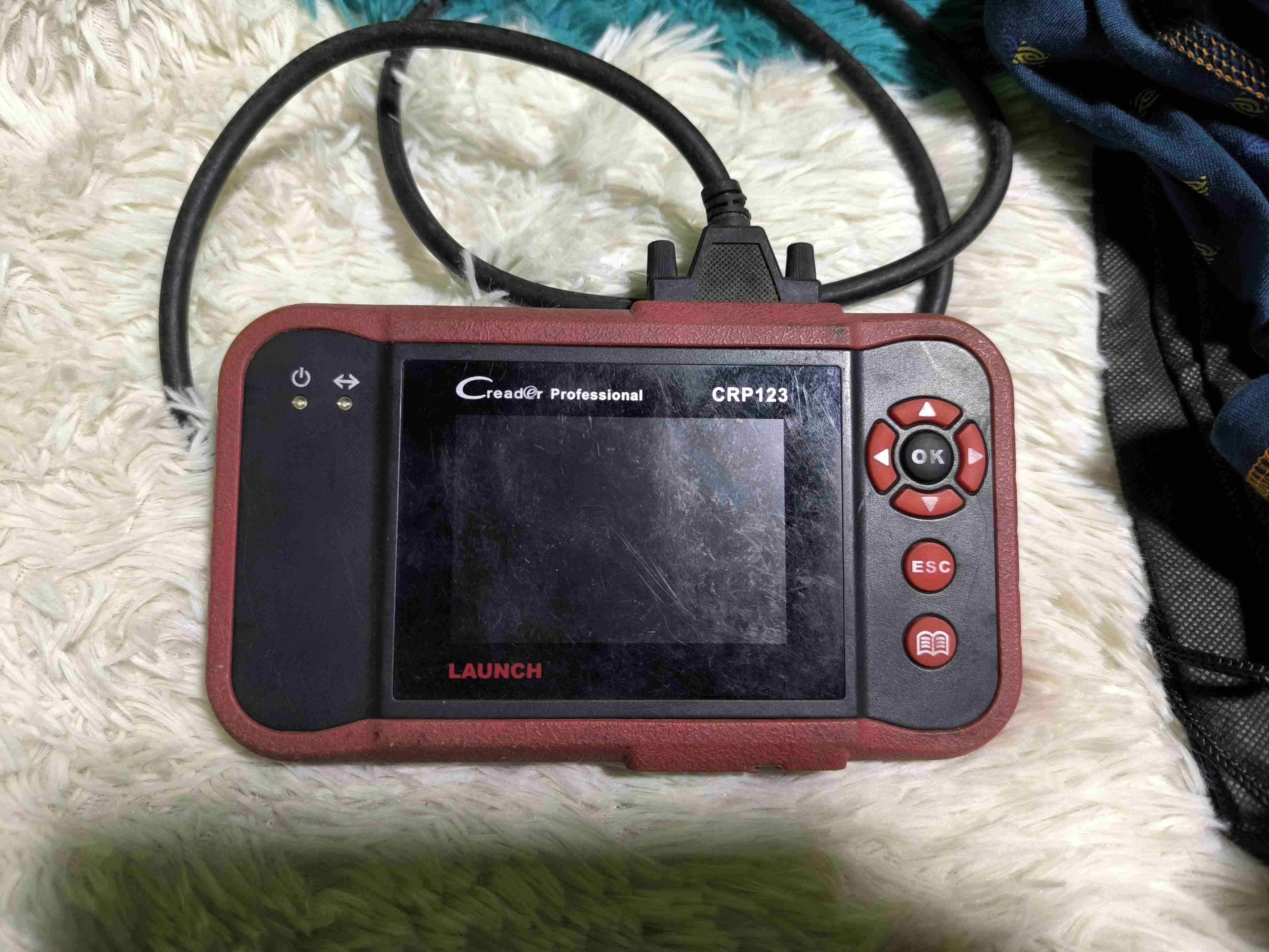 Escáner automotriz rojo - miniatura 2