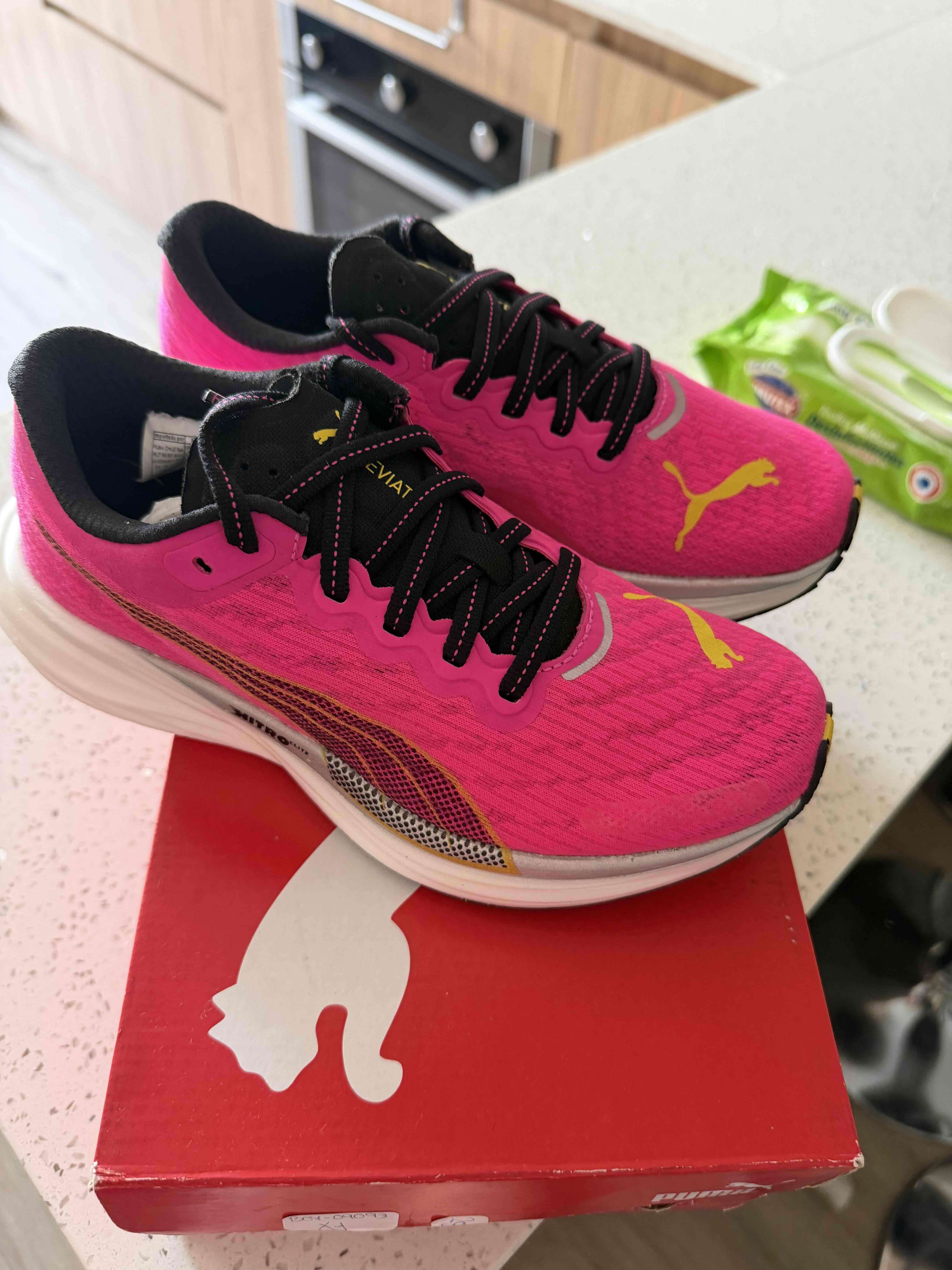 Zapatillas deportivas Puma rosadas - miniatura 2