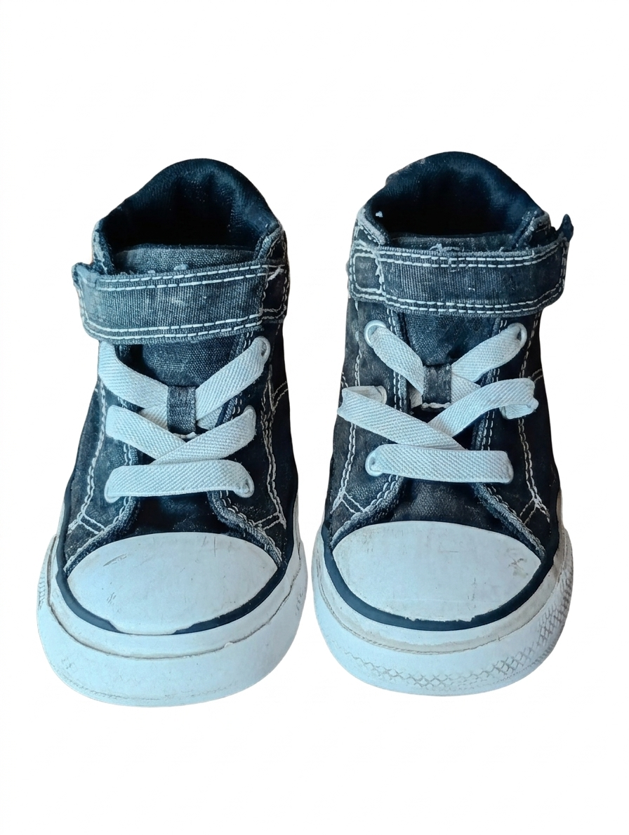 Zapatillas Converse y Botin marca Pillin - 1