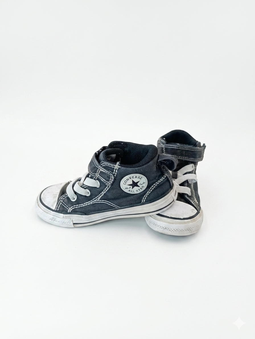 Zapatillas Converse y Botin marca Pillin - 2