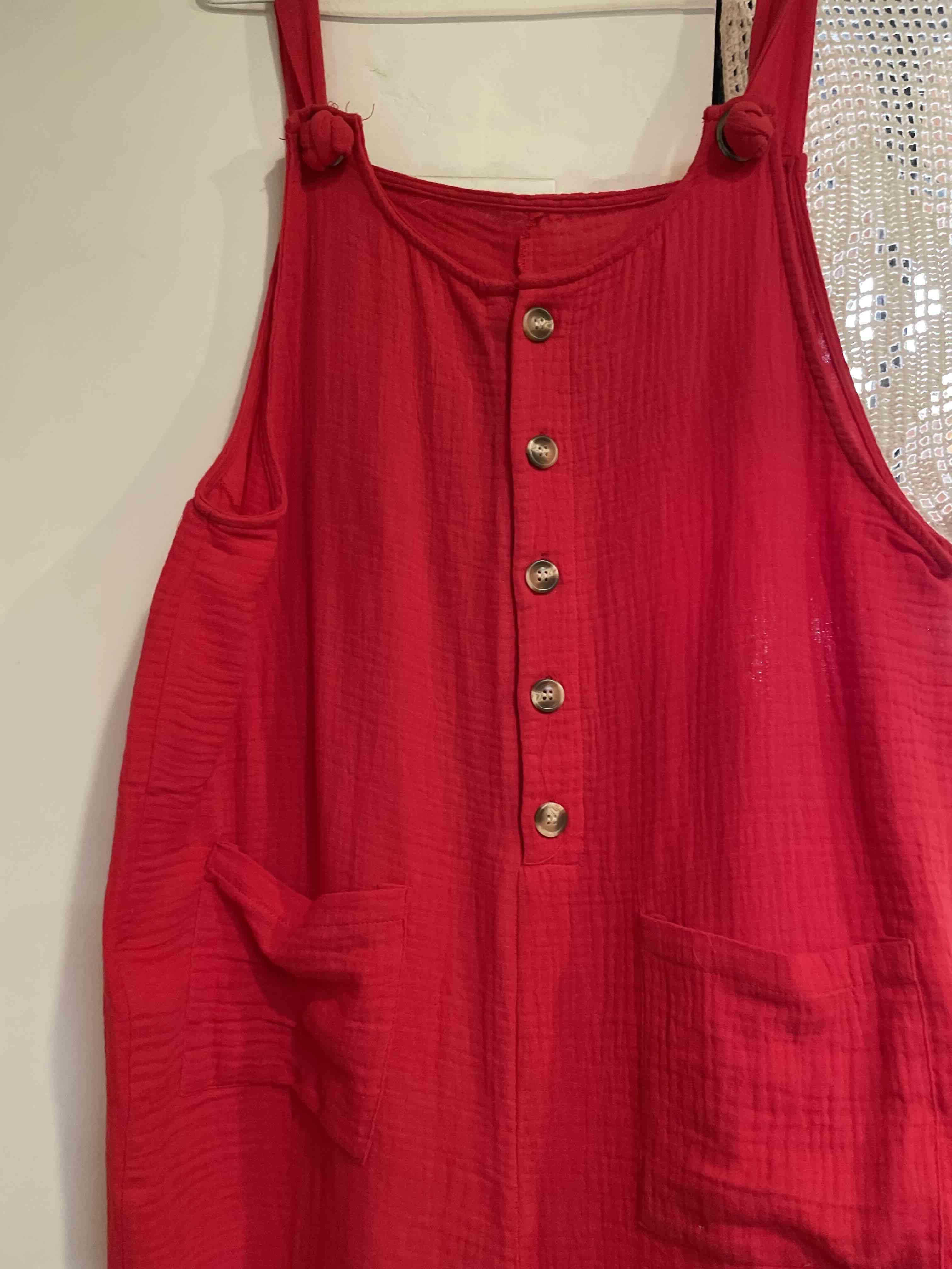 Enterito rojo con botones - miniatura 3