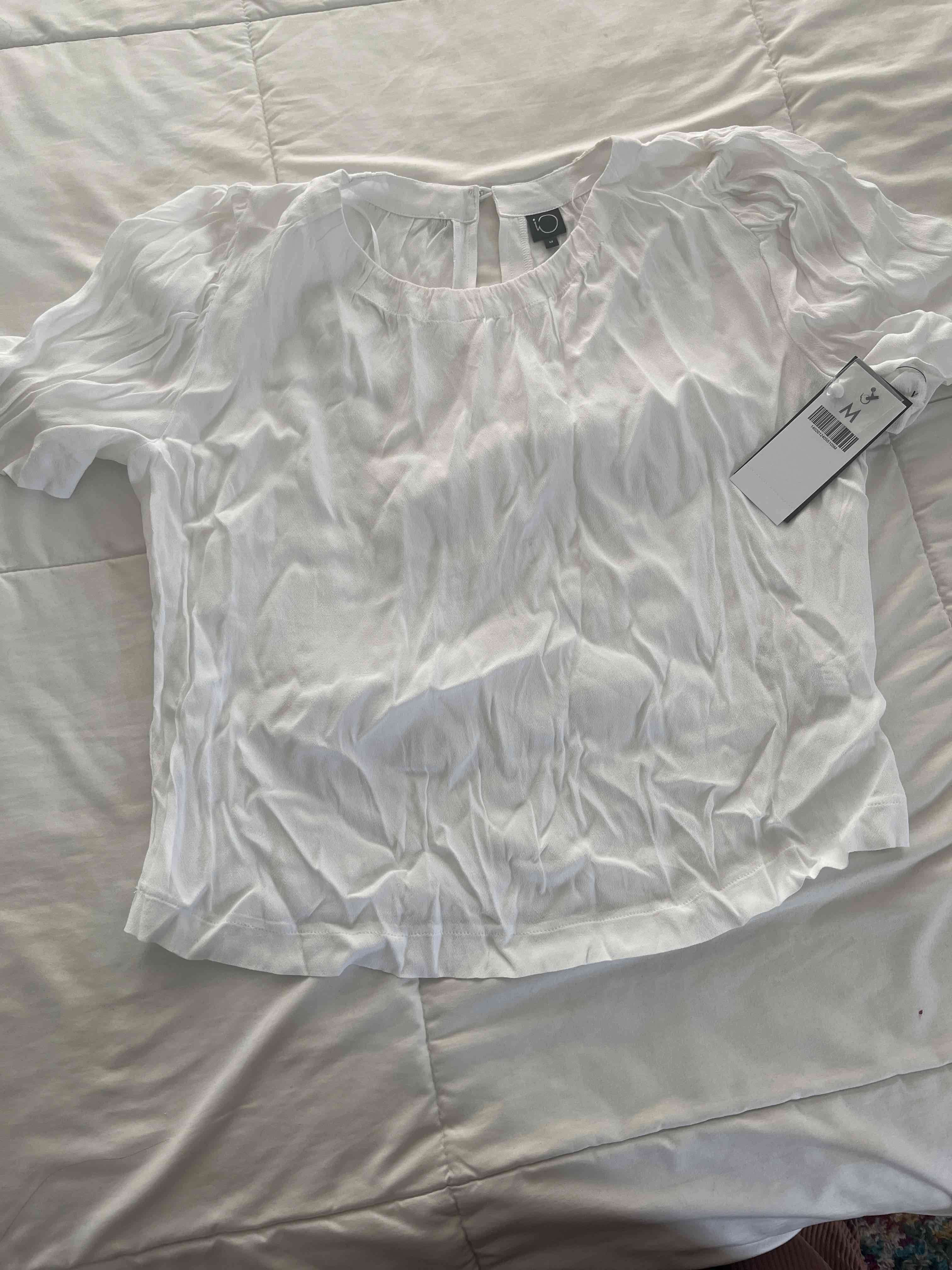 Blusa blanca nueva con etiqueta