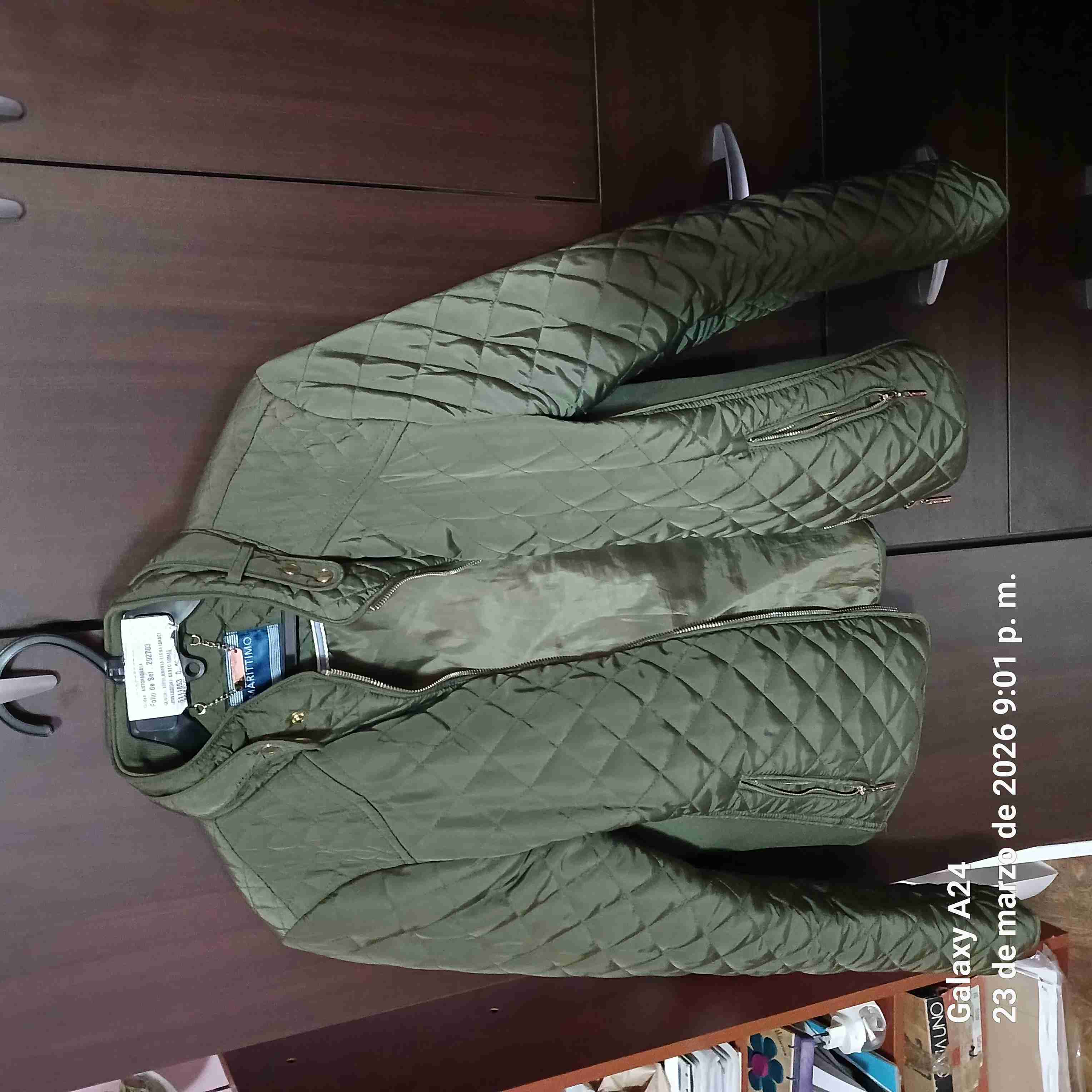 Chaqueta verde acolchada - miniatura 4