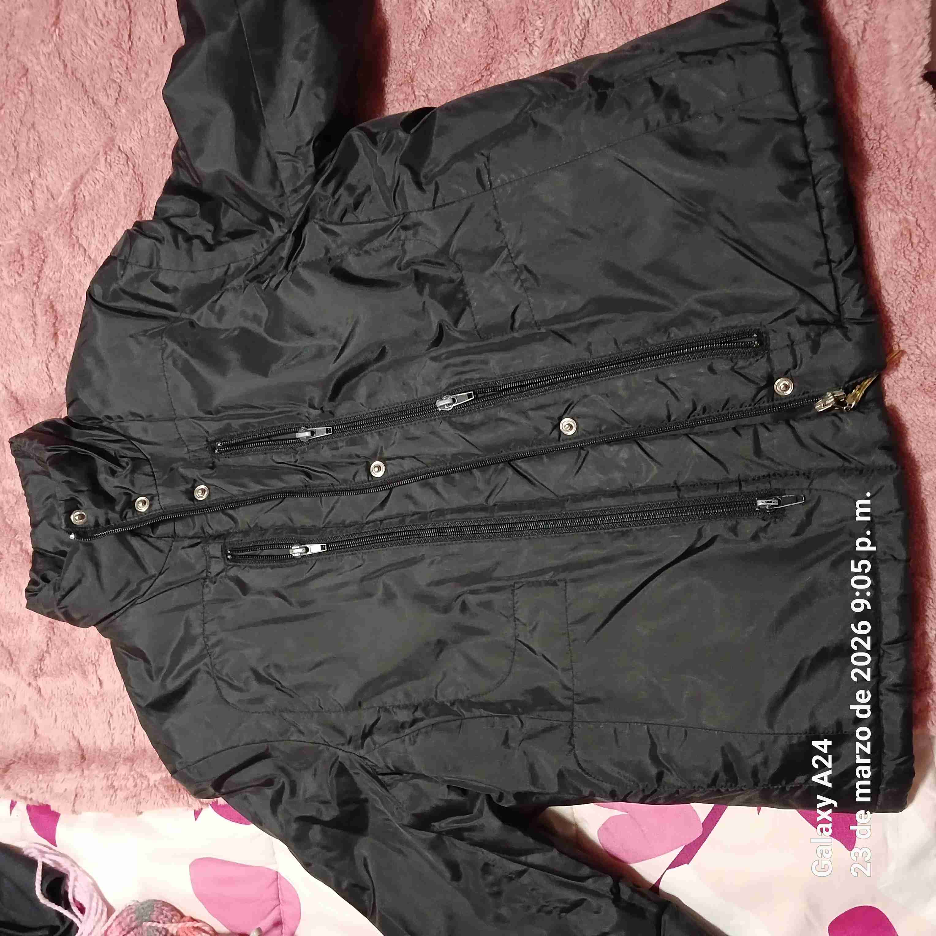 Chaqueta negra - miniatura 3