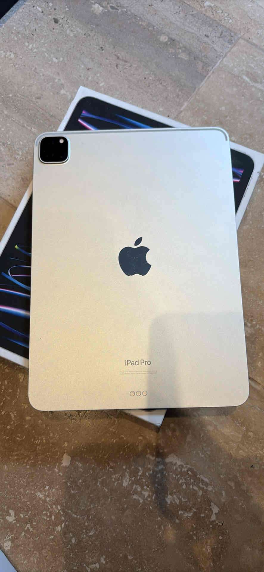 iPad Pro 11 nuevo 4ta generación M2 + Apple Pencil - miniatura 3