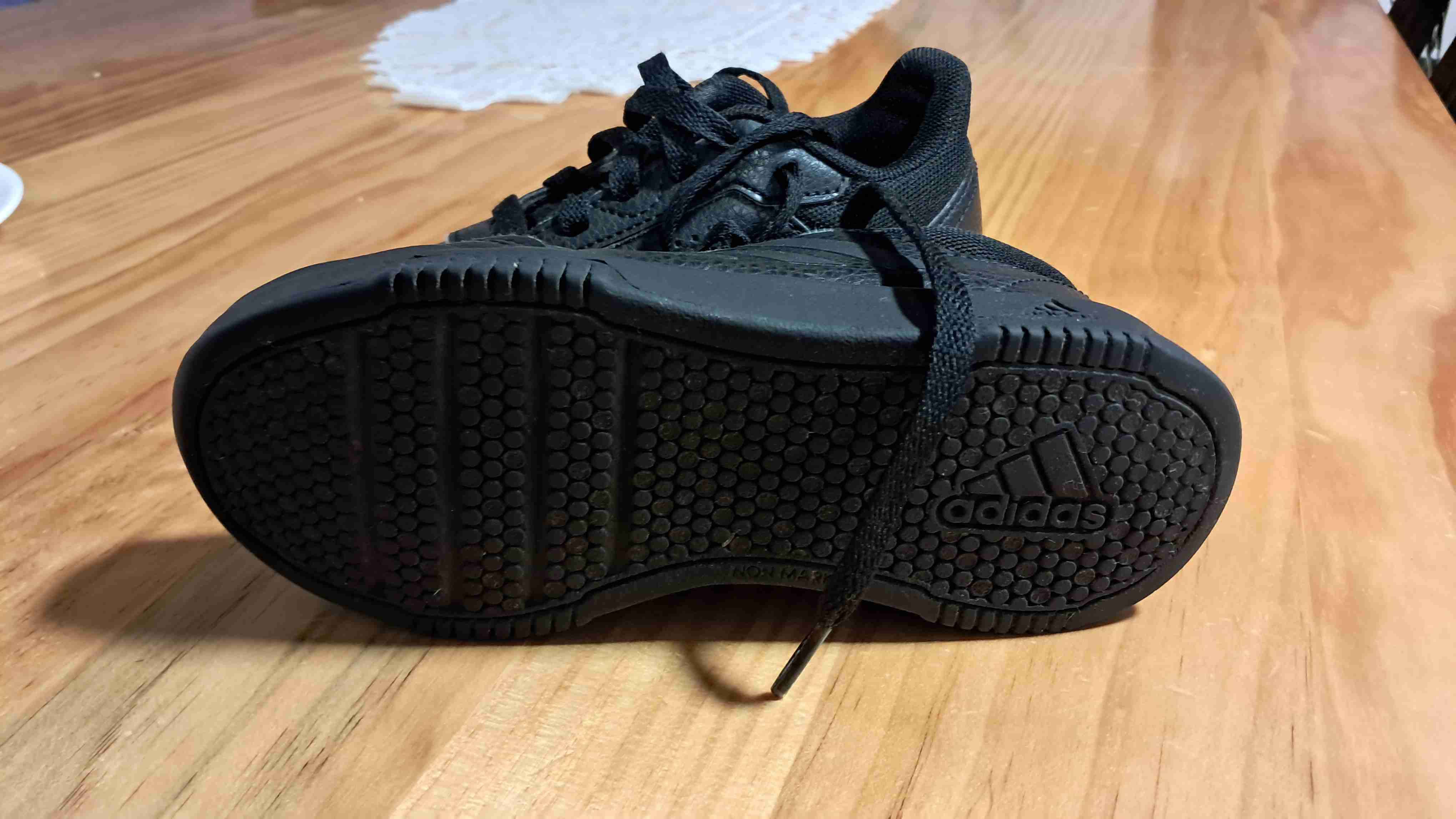 Zapatillas deportivas negras n°31 - miniatura 2