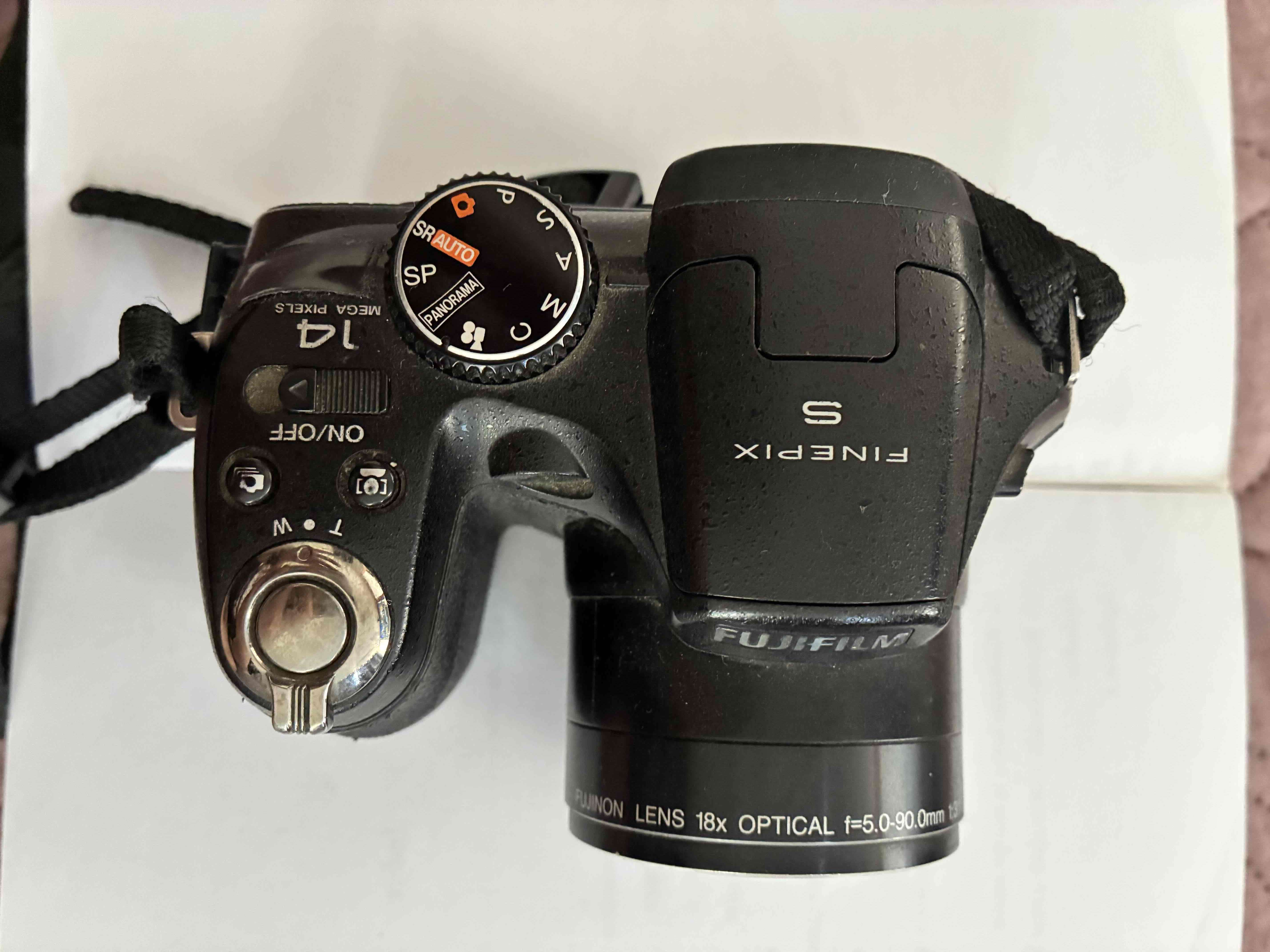 Cámara Fujifilm FinePix S - 1