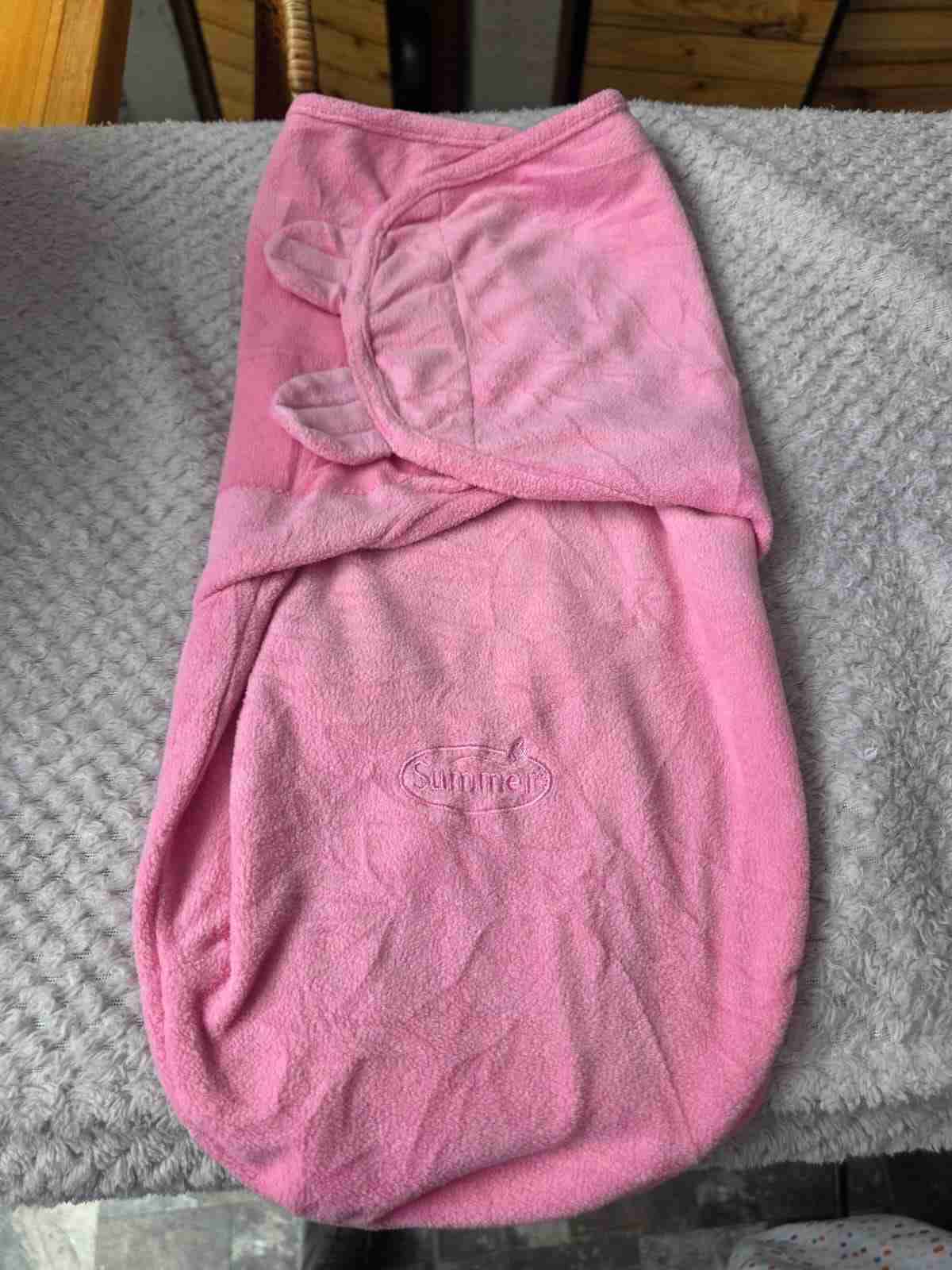 Manta para bebé con estampado floral - miniatura 2