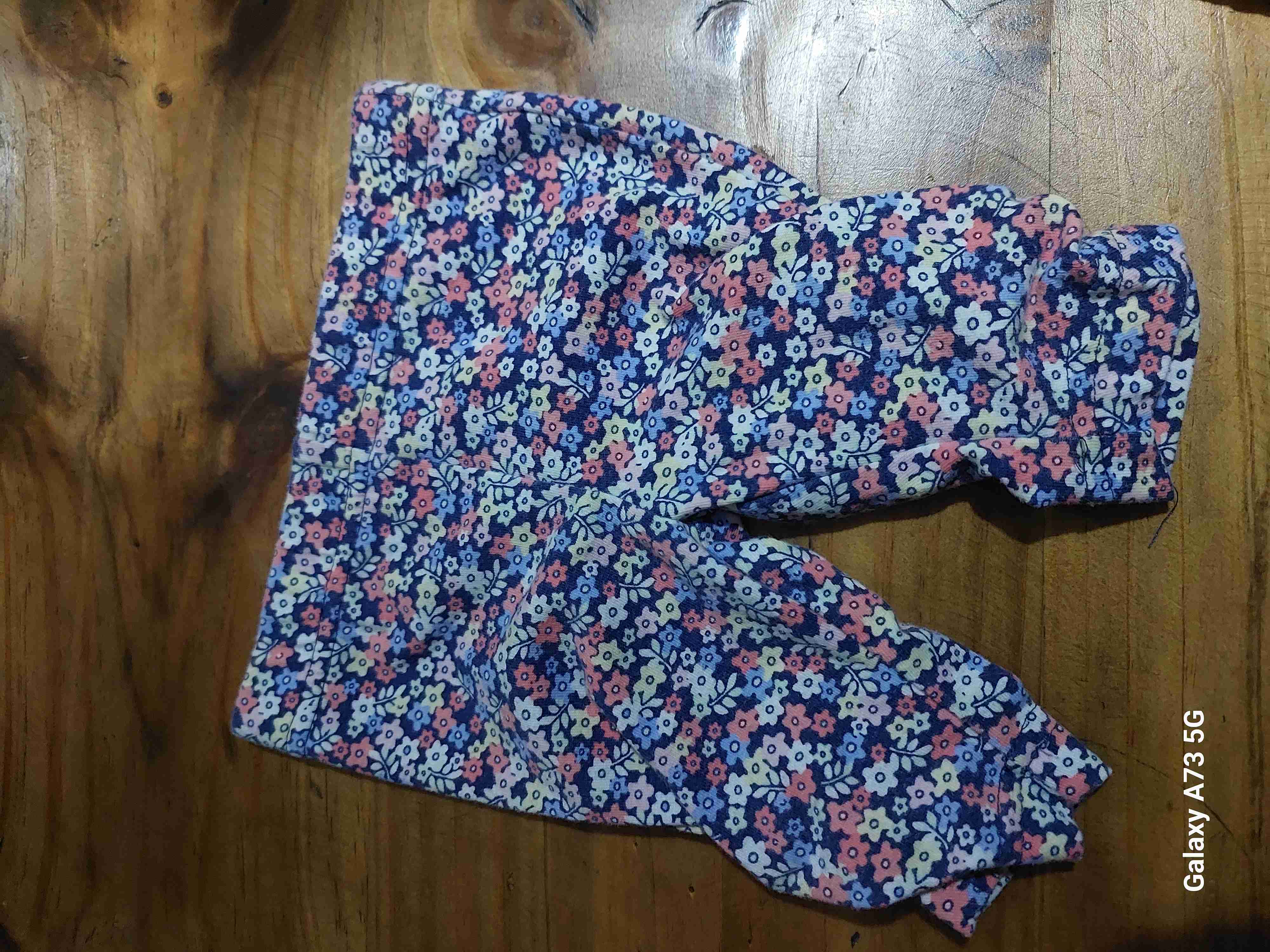 Pantalones de mezclilla para bebé - miniatura 5