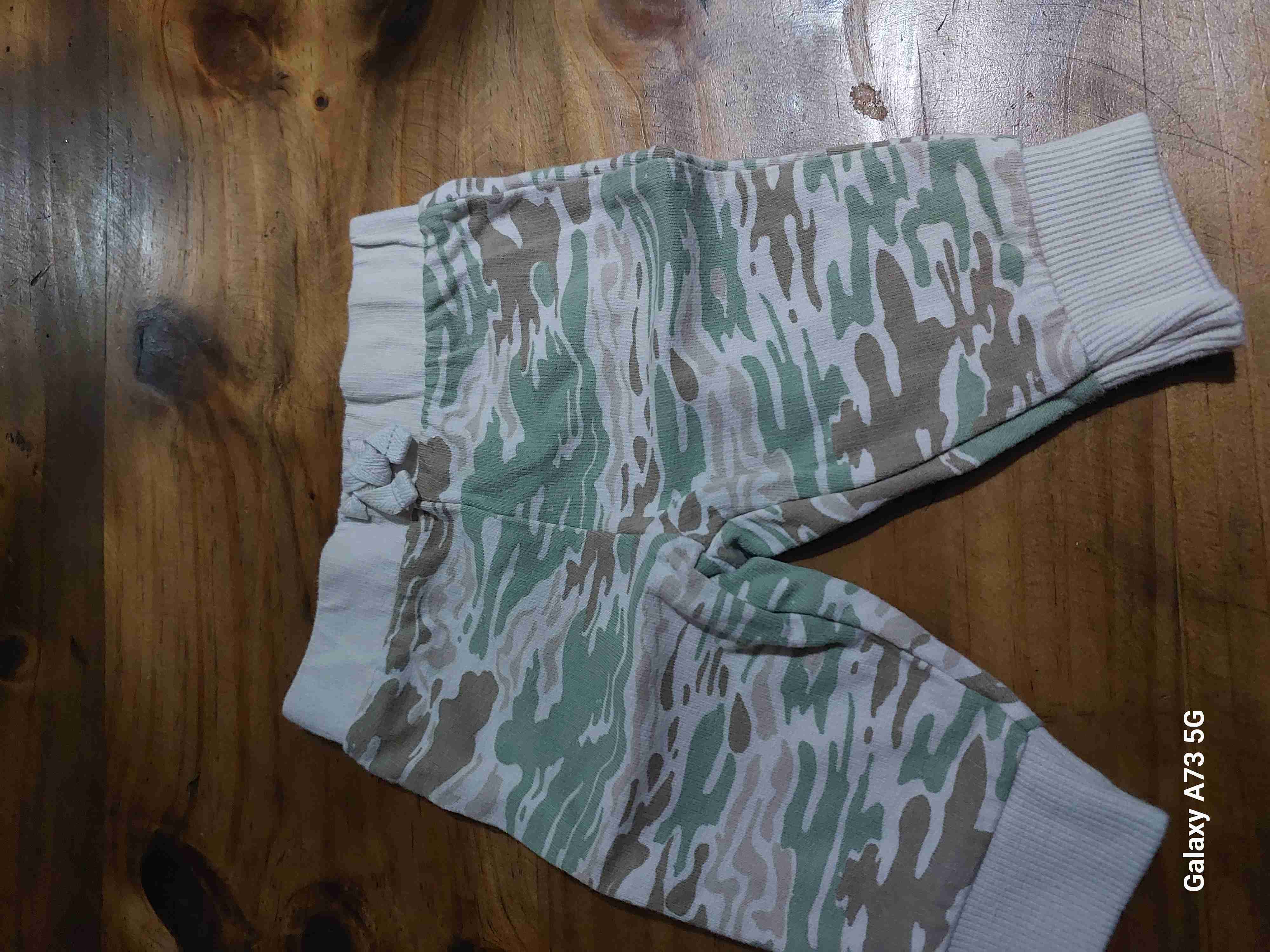 Pantalones de mezclilla para bebé - miniatura 6