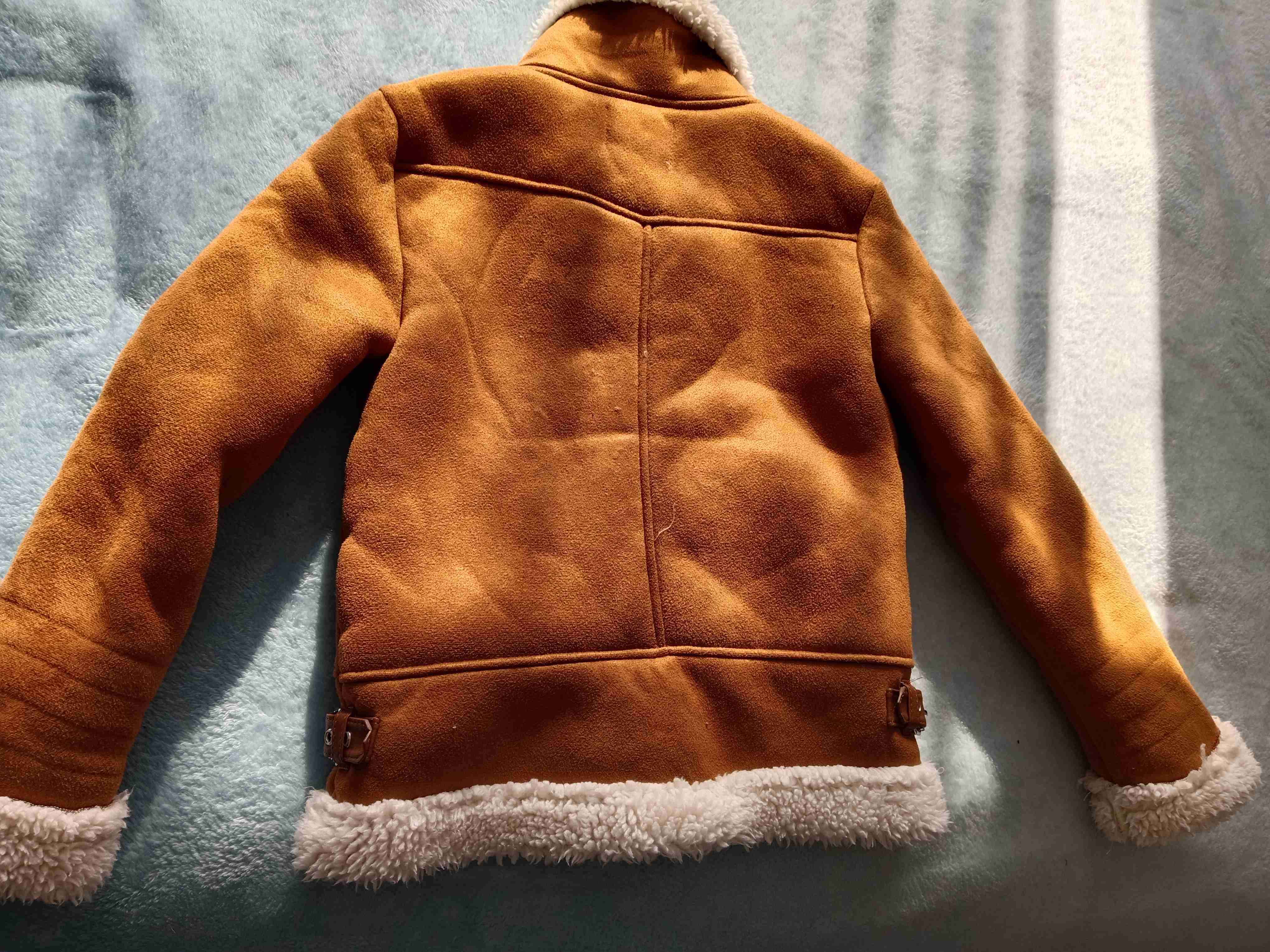 Hermosa chaqueta colloky, talla 8. - 2