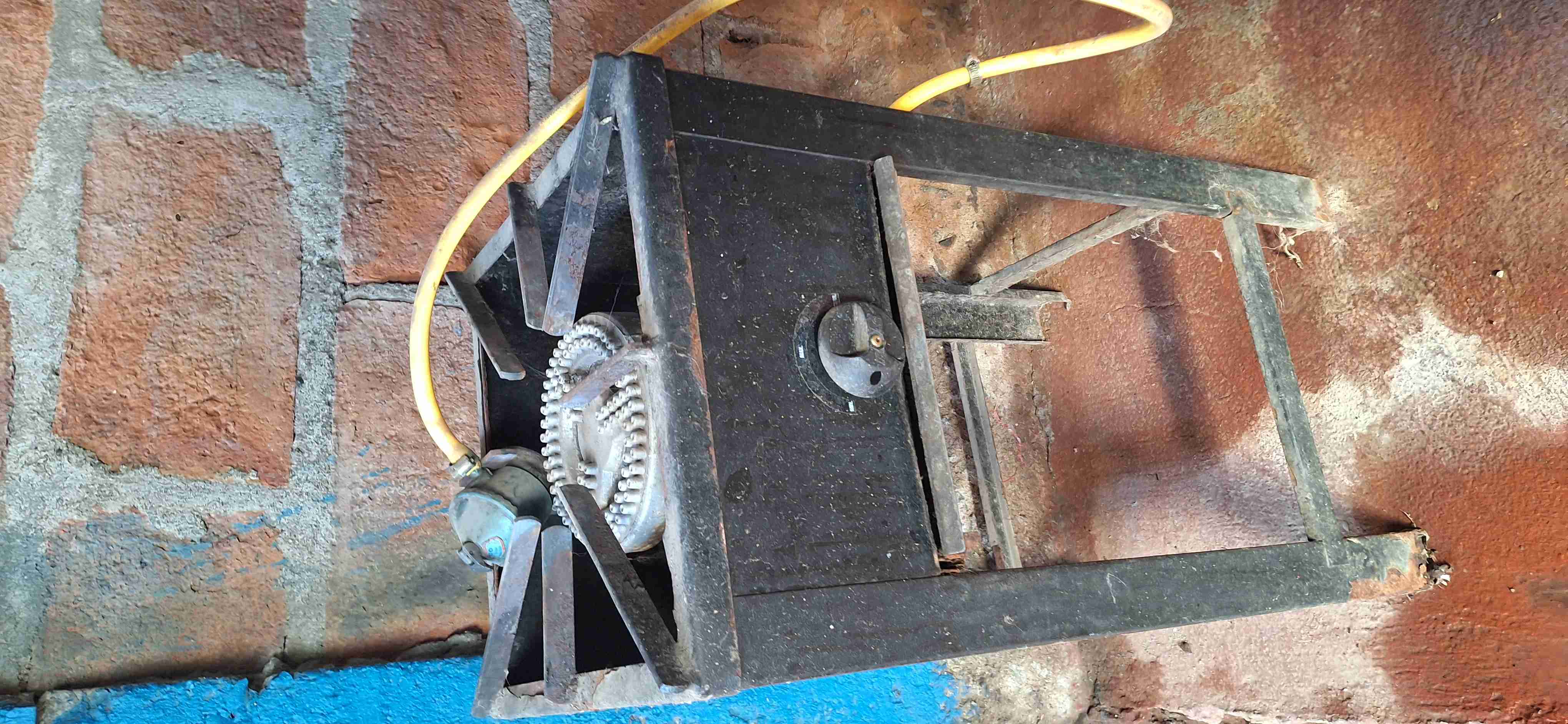 Cocina a gas industrial - miniatura 2