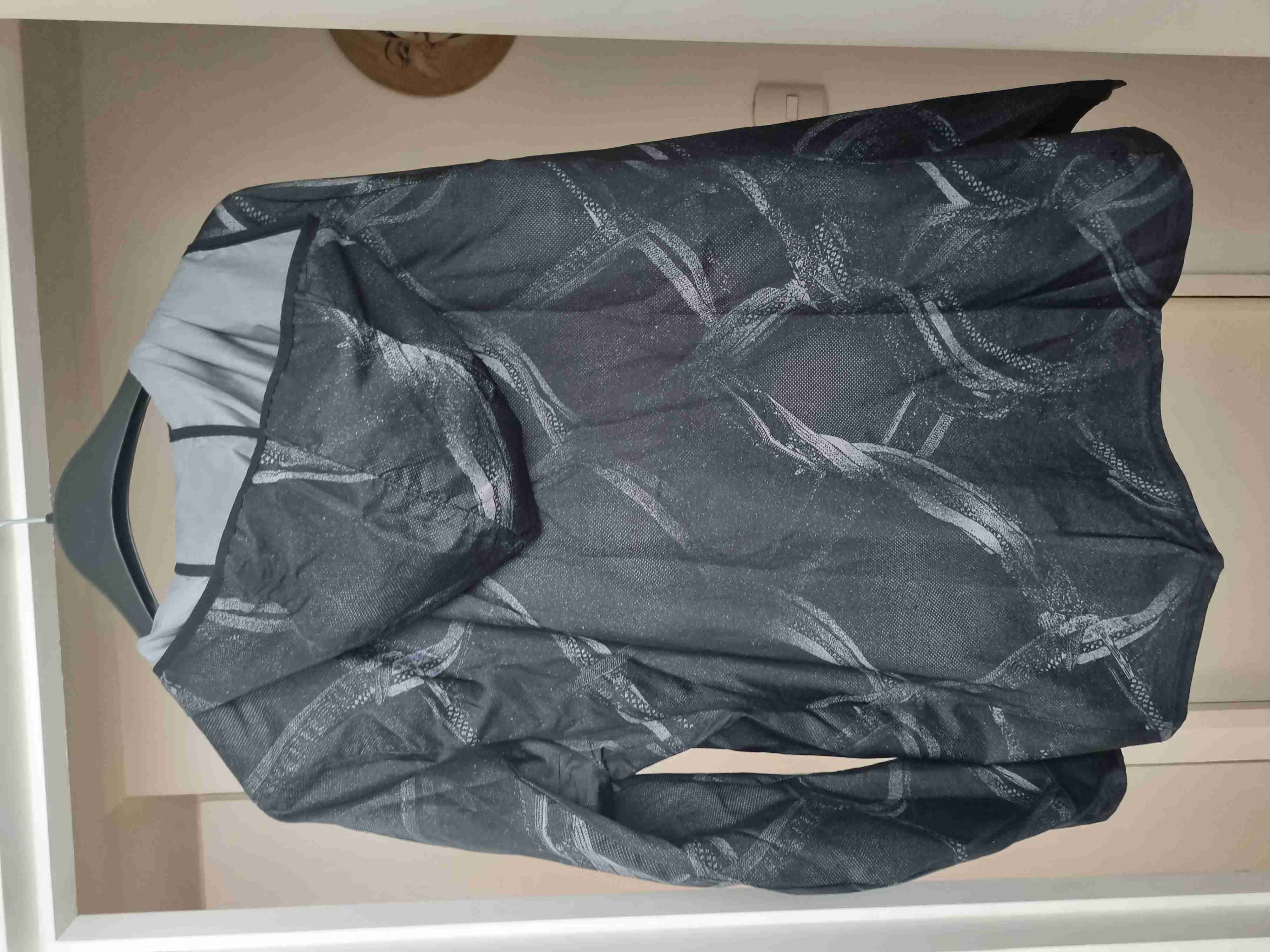 Chaqueta deportiva negra adidas - miniatura 3