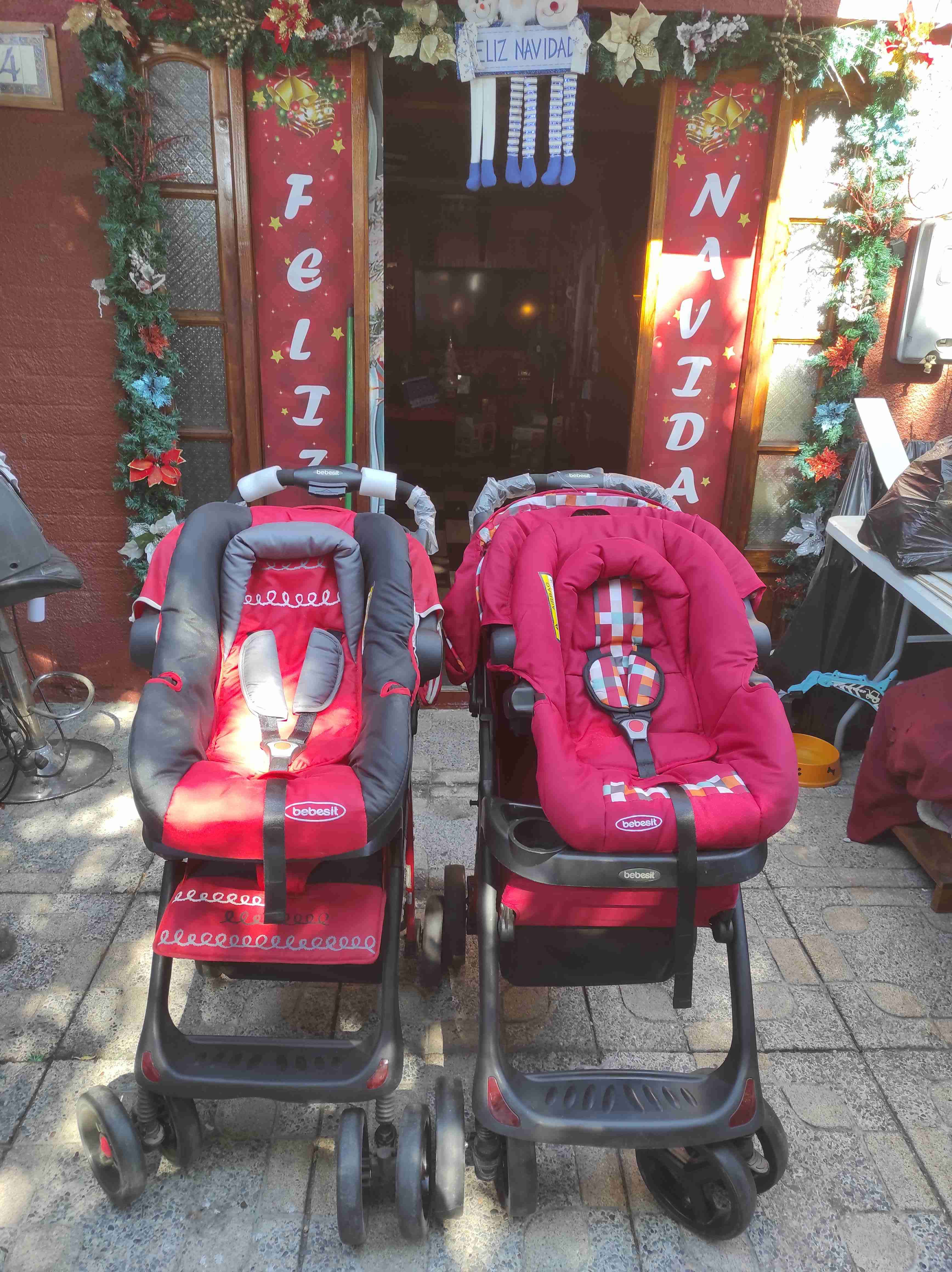 Cochecitos dobles Bebesit rojos