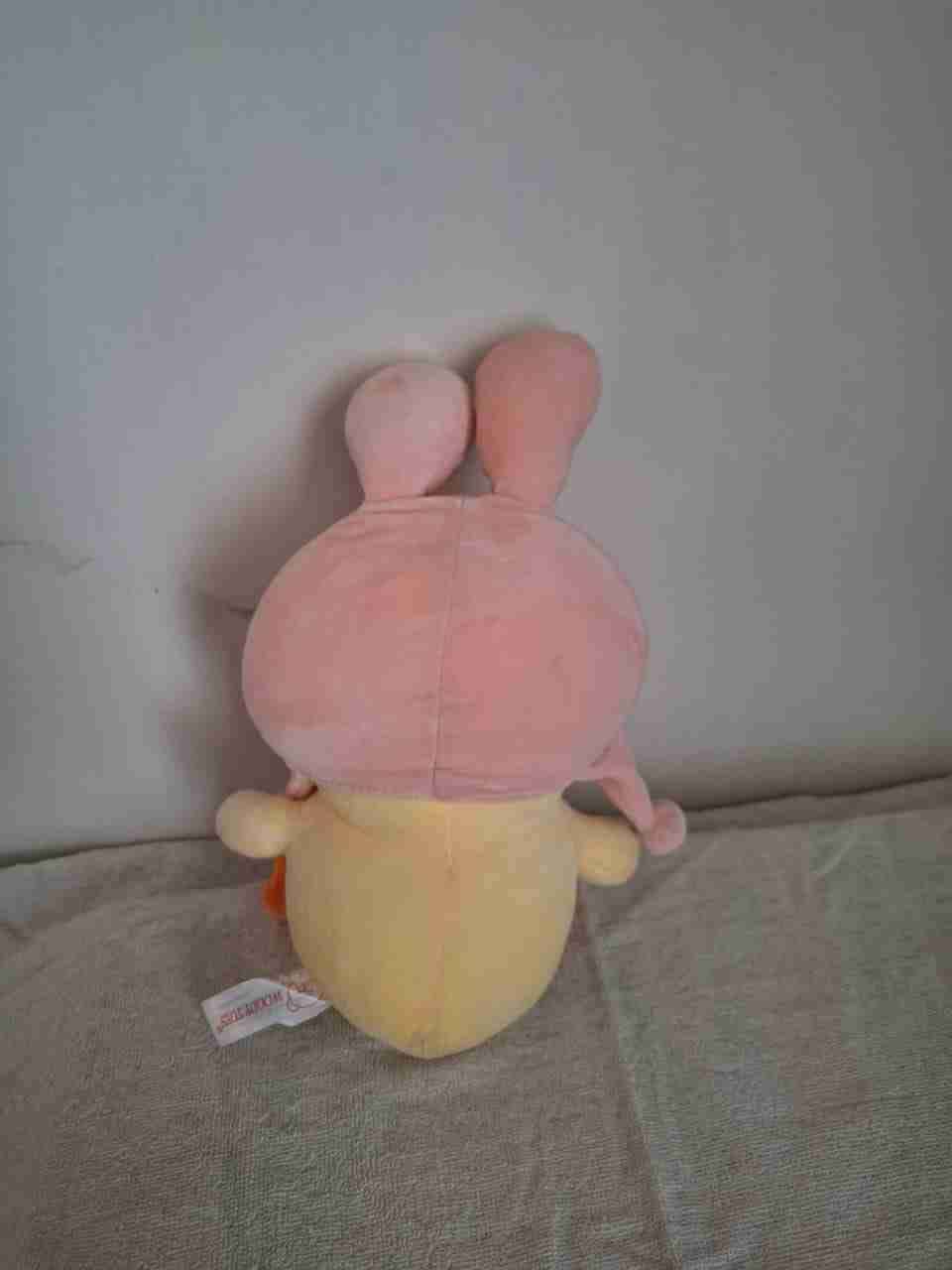 Peluche pato con sombrero de conejo - miniatura 2