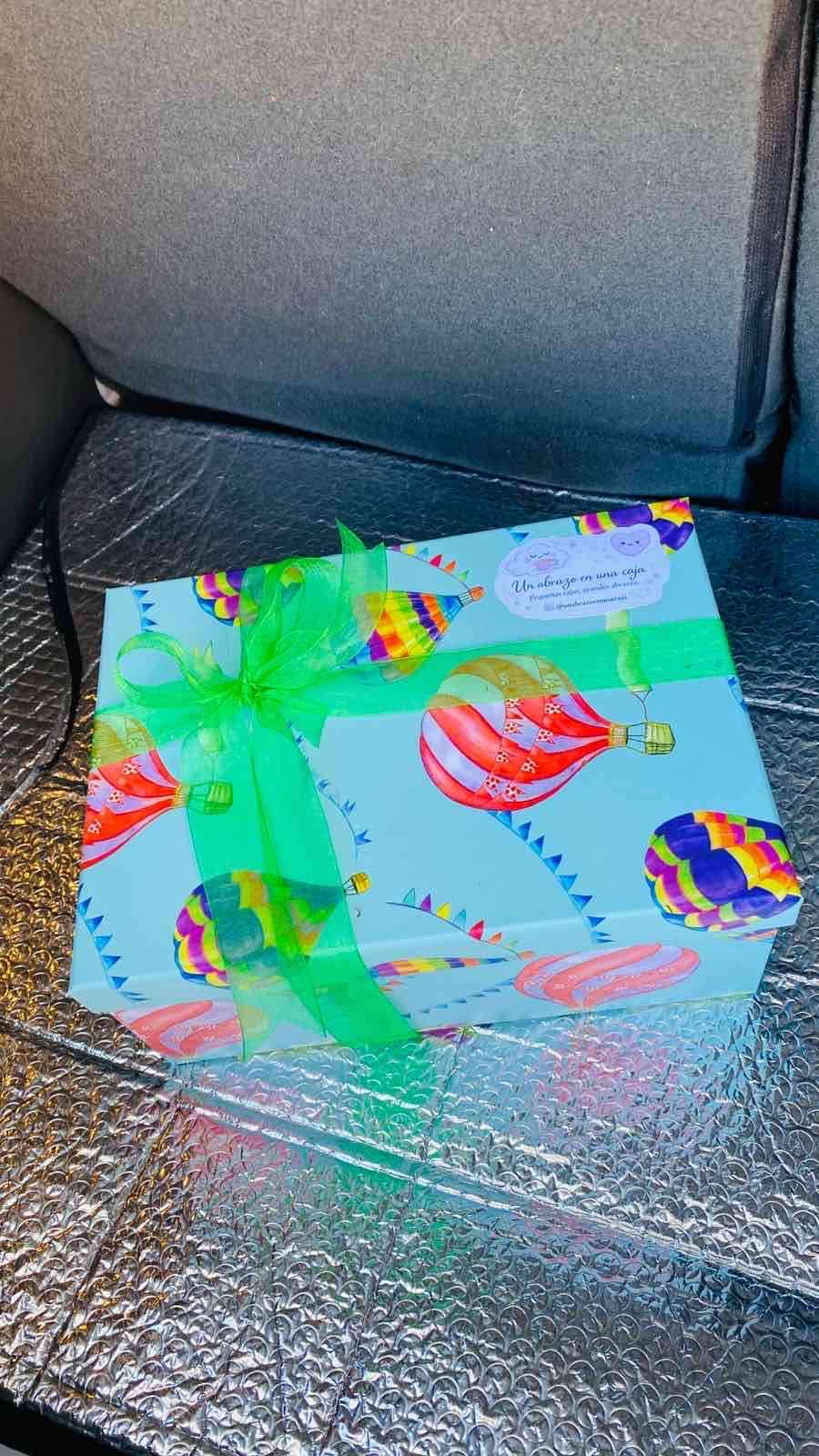 Caja de Regalos, cumpleaños, aniversarios etc - miniatura 6