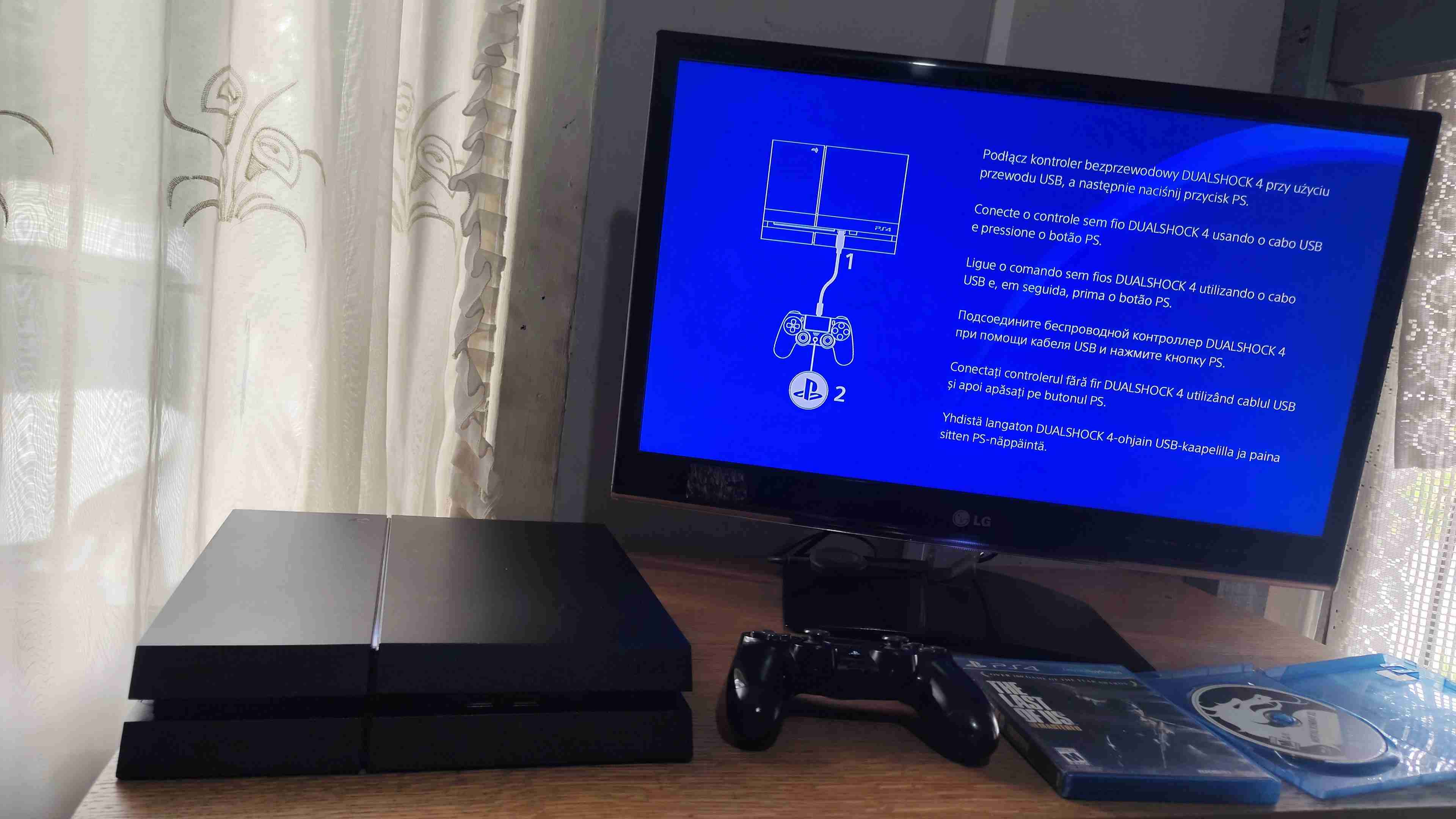 Playstation 4 - miniatura 2