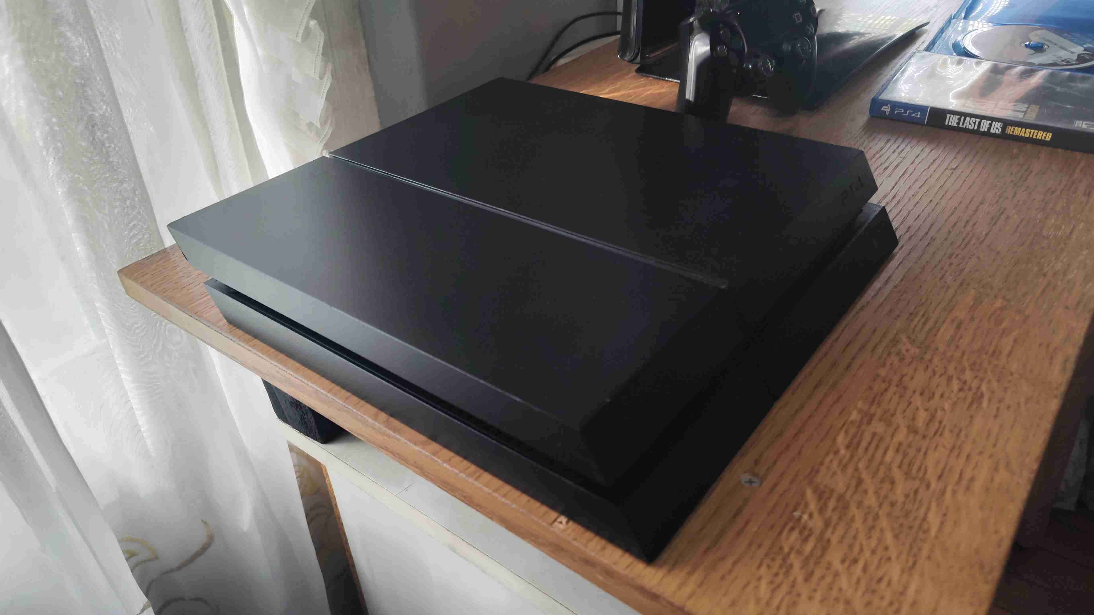 Playstation 4 - miniatura 3