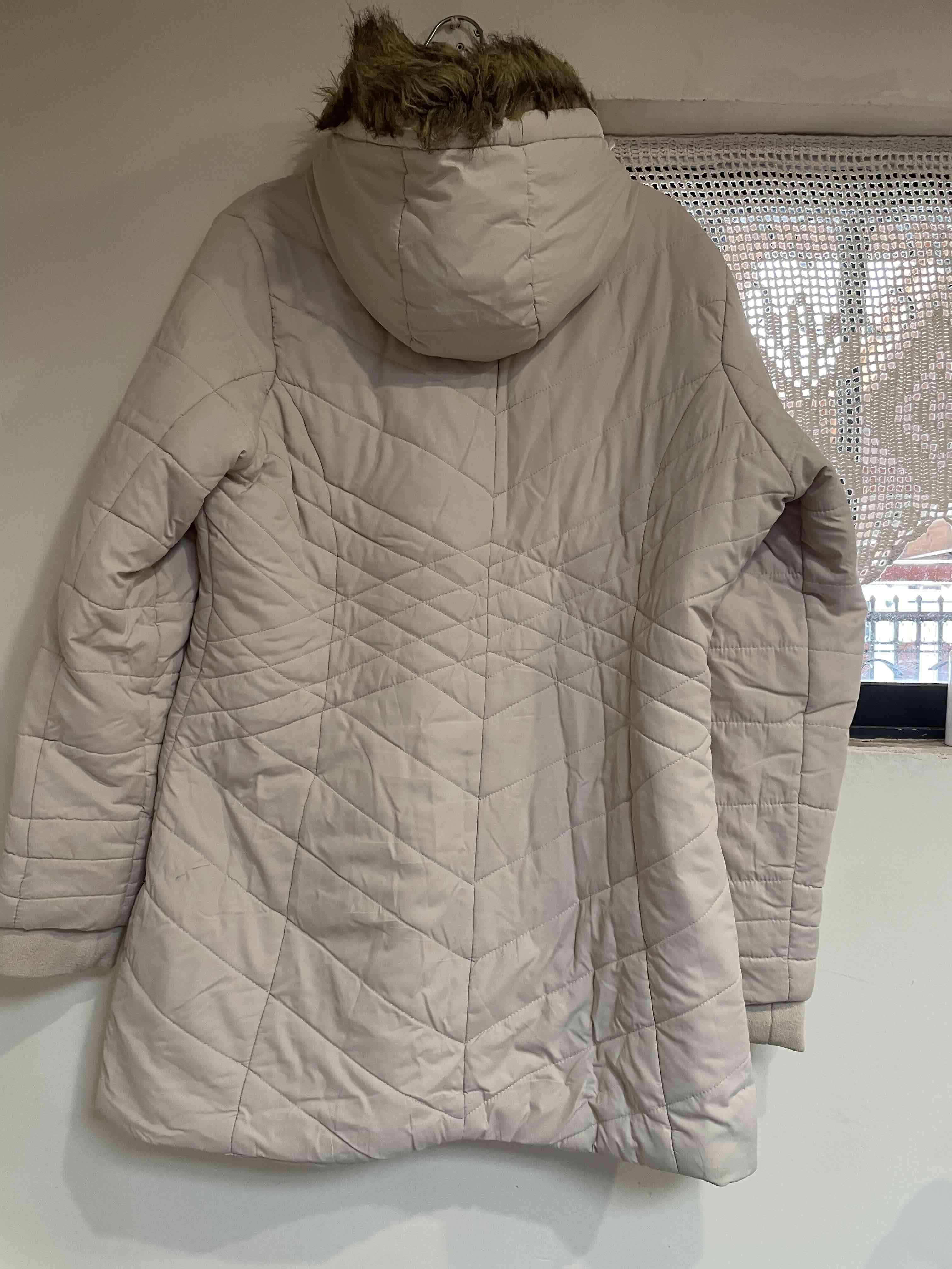 Parka beige con capucha - miniatura 2