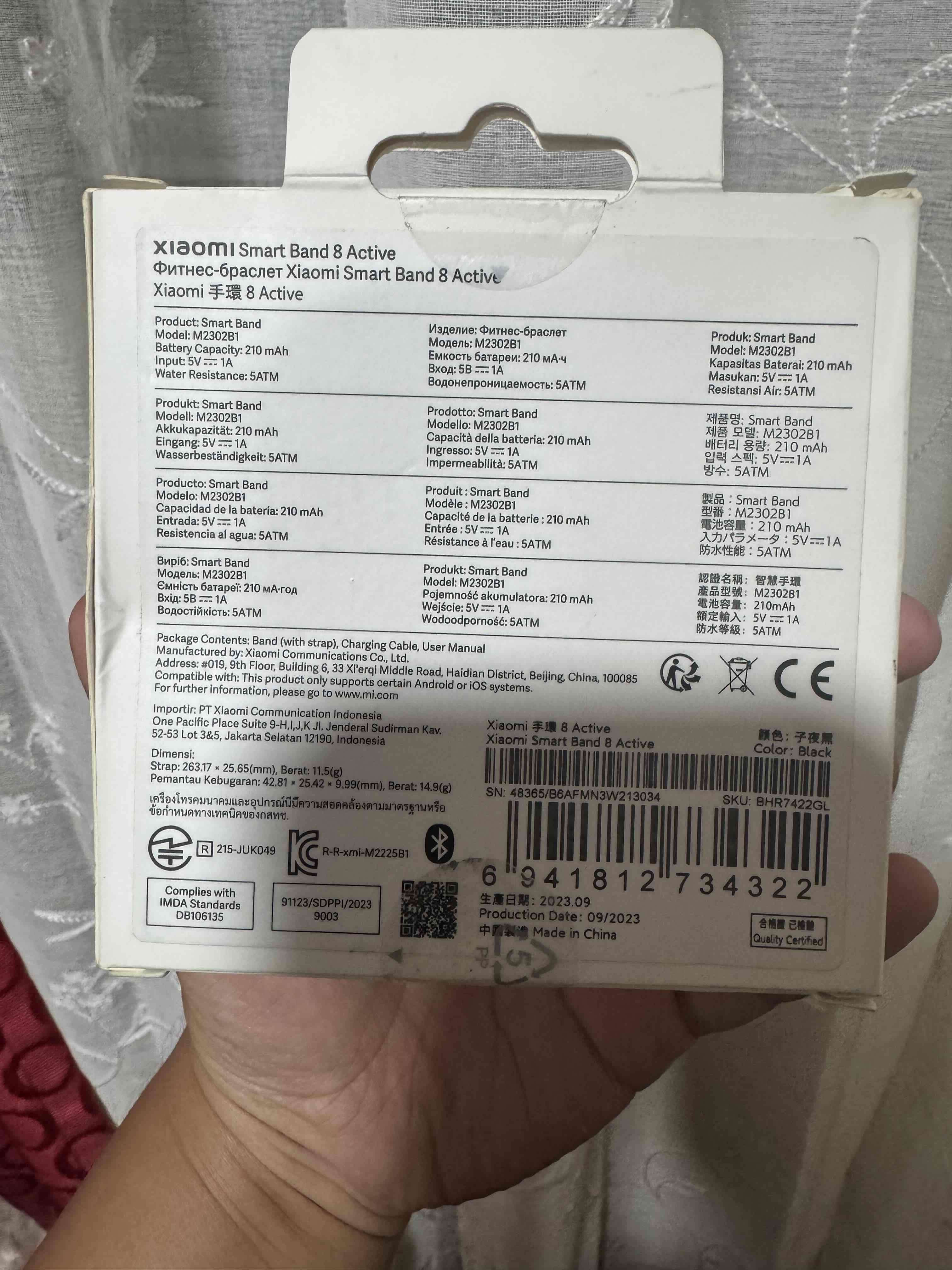 Smartwatch deportivo negro - miniatura 3