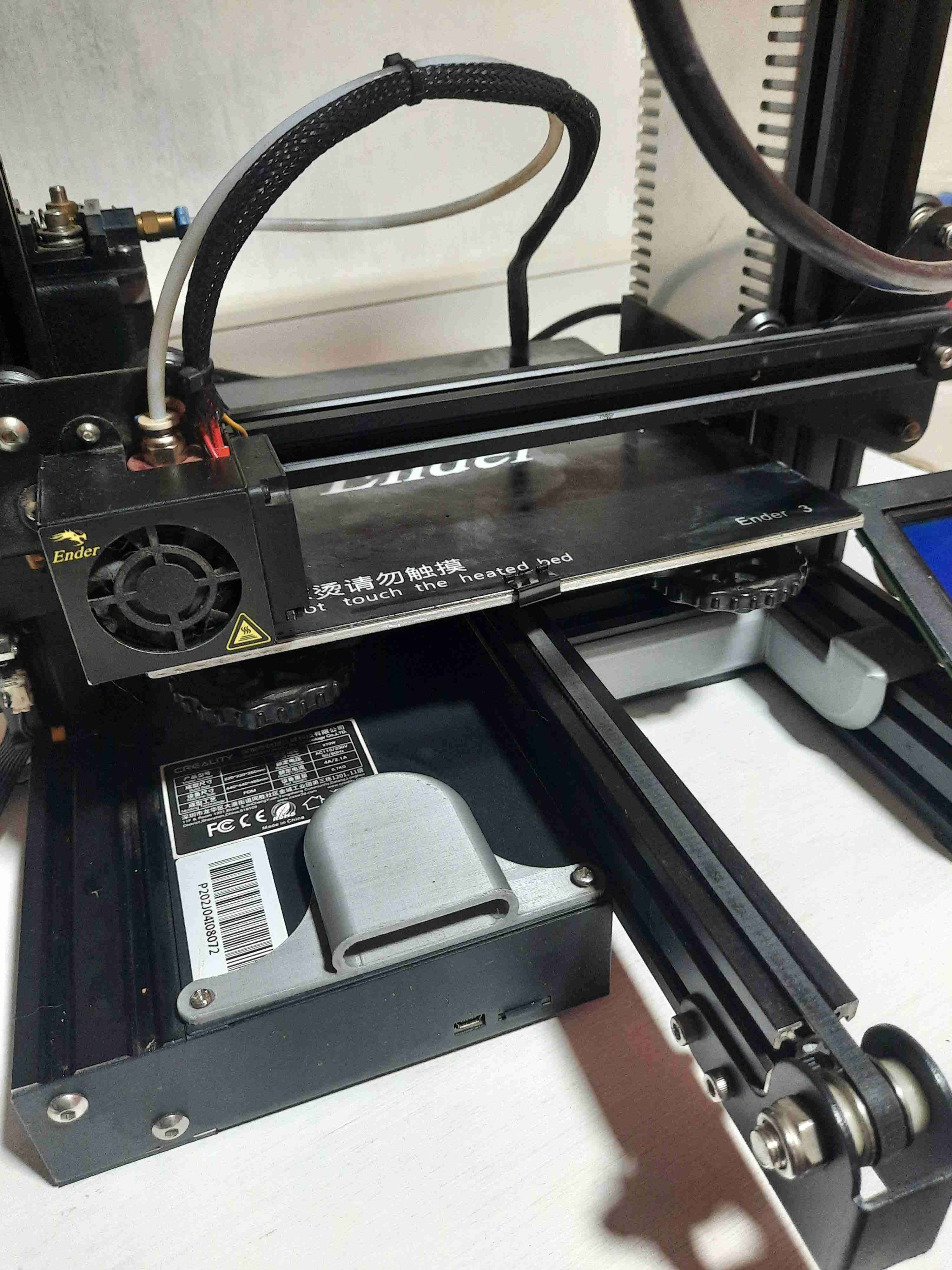 Impresora 3D Ender usada - miniatura 2