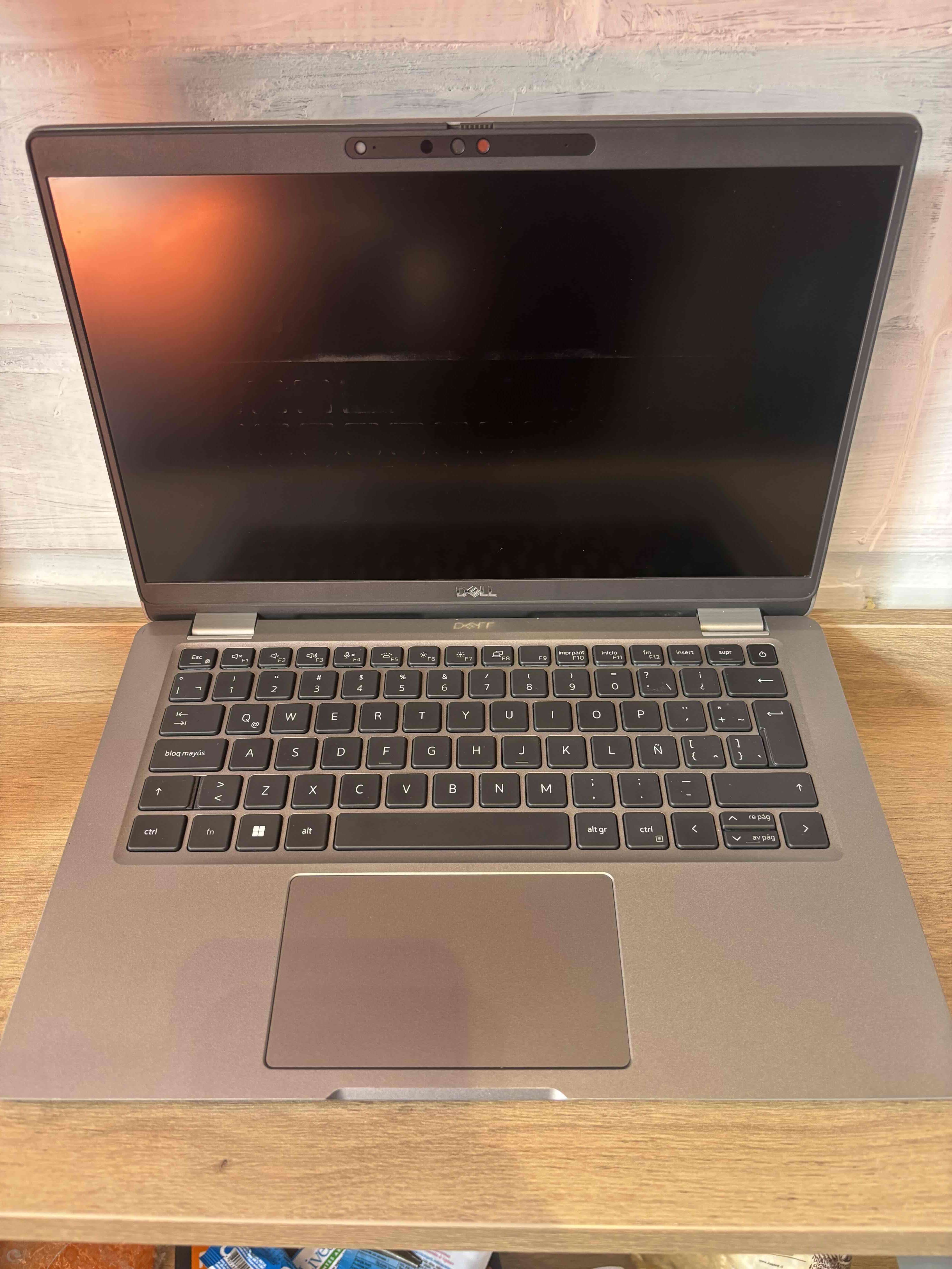 ❗️OFERTA ❗️Dell Ultraligero i5 12va Gen SSD - miniatura 3