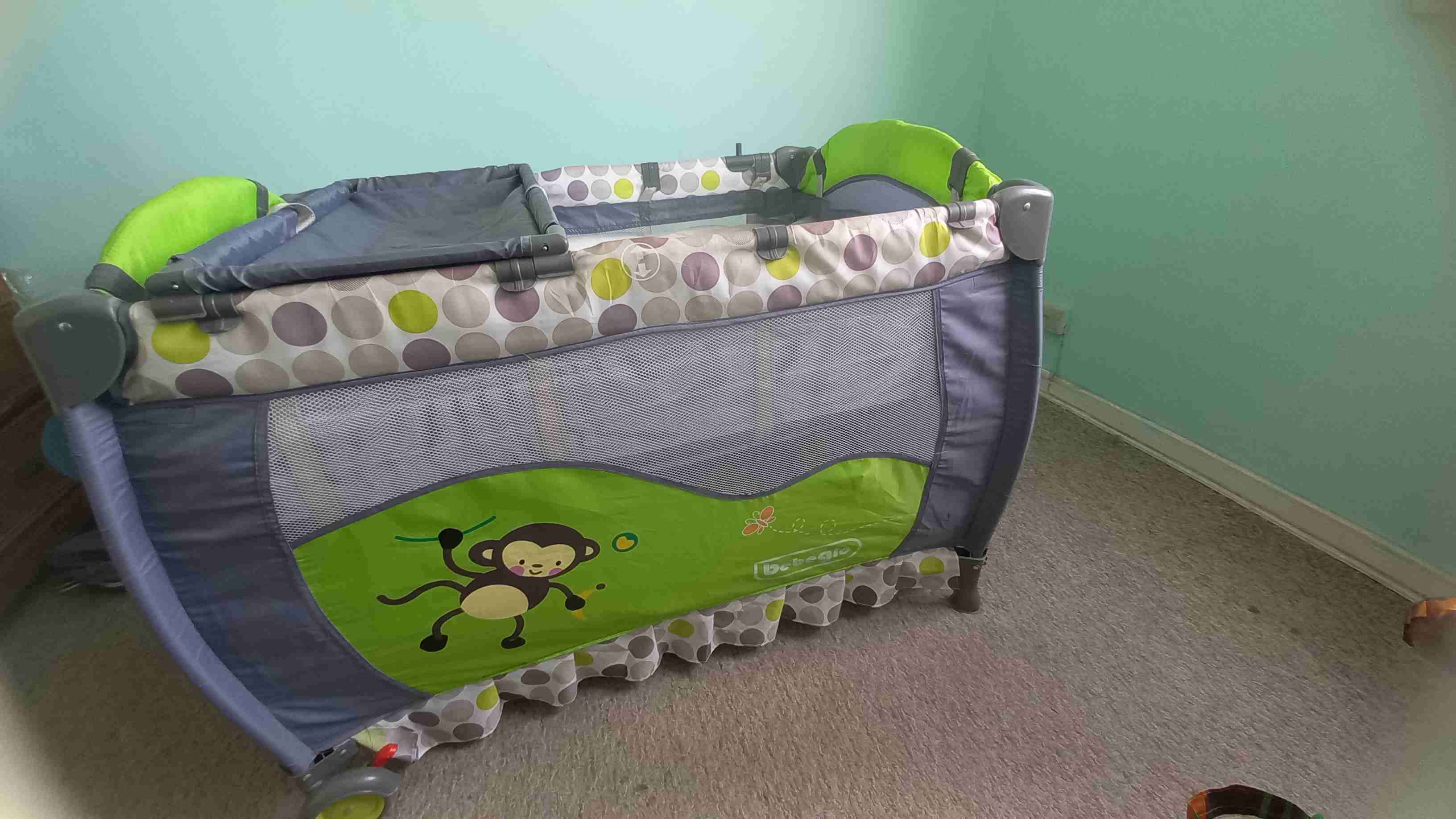 Cuna corral portátil verde - miniatura 5