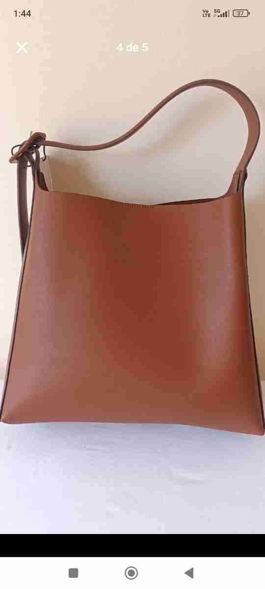 Cartera color Camel  marca Mango - miniatura 2