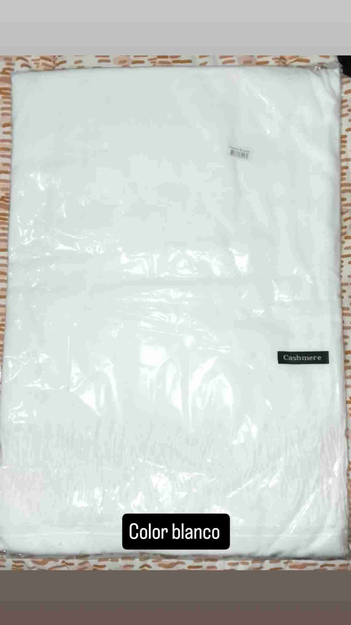 Bufanda de lana con flecos - miniatura 2