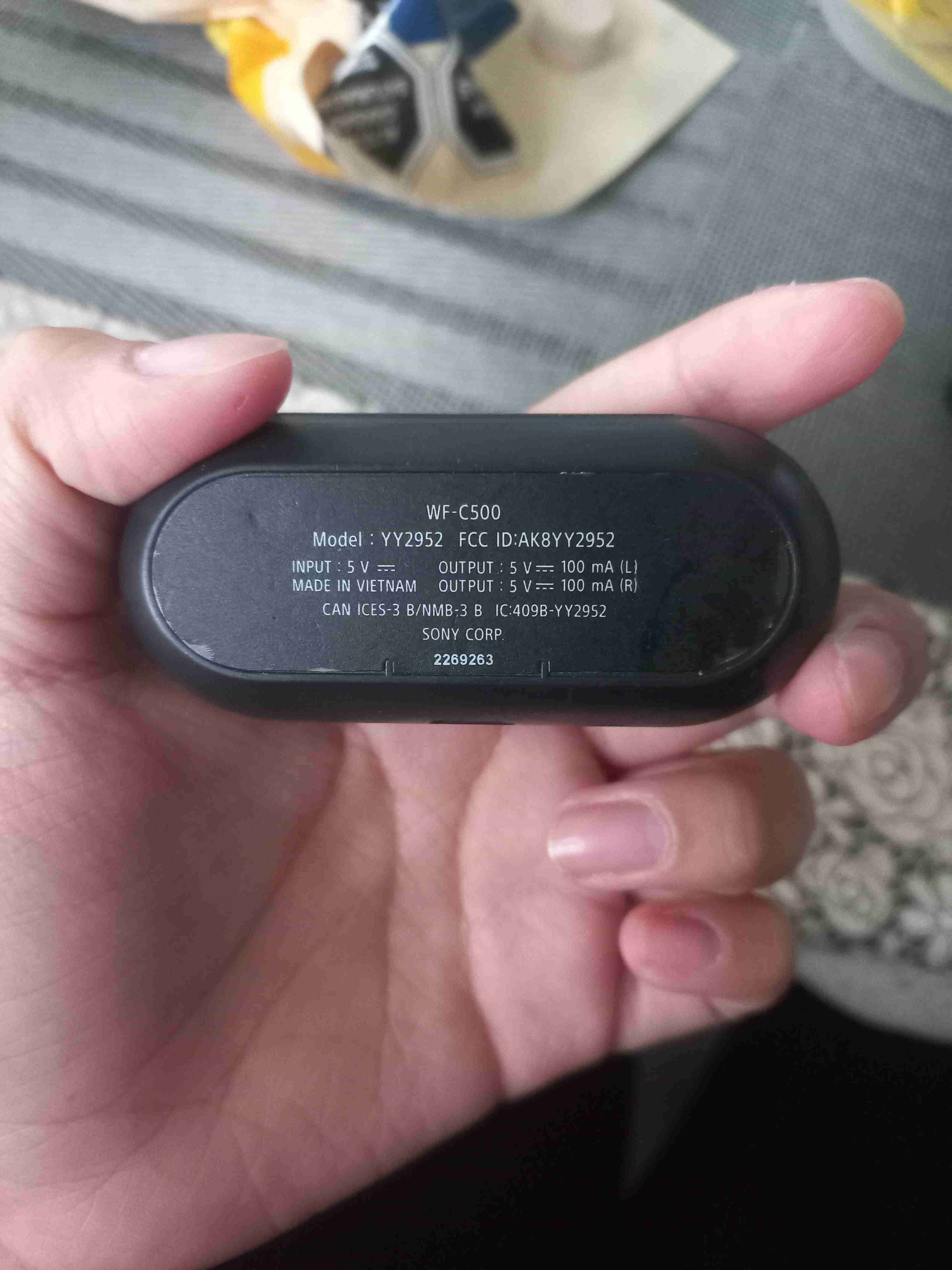 Audífonos inalámbricos negros - miniatura 2