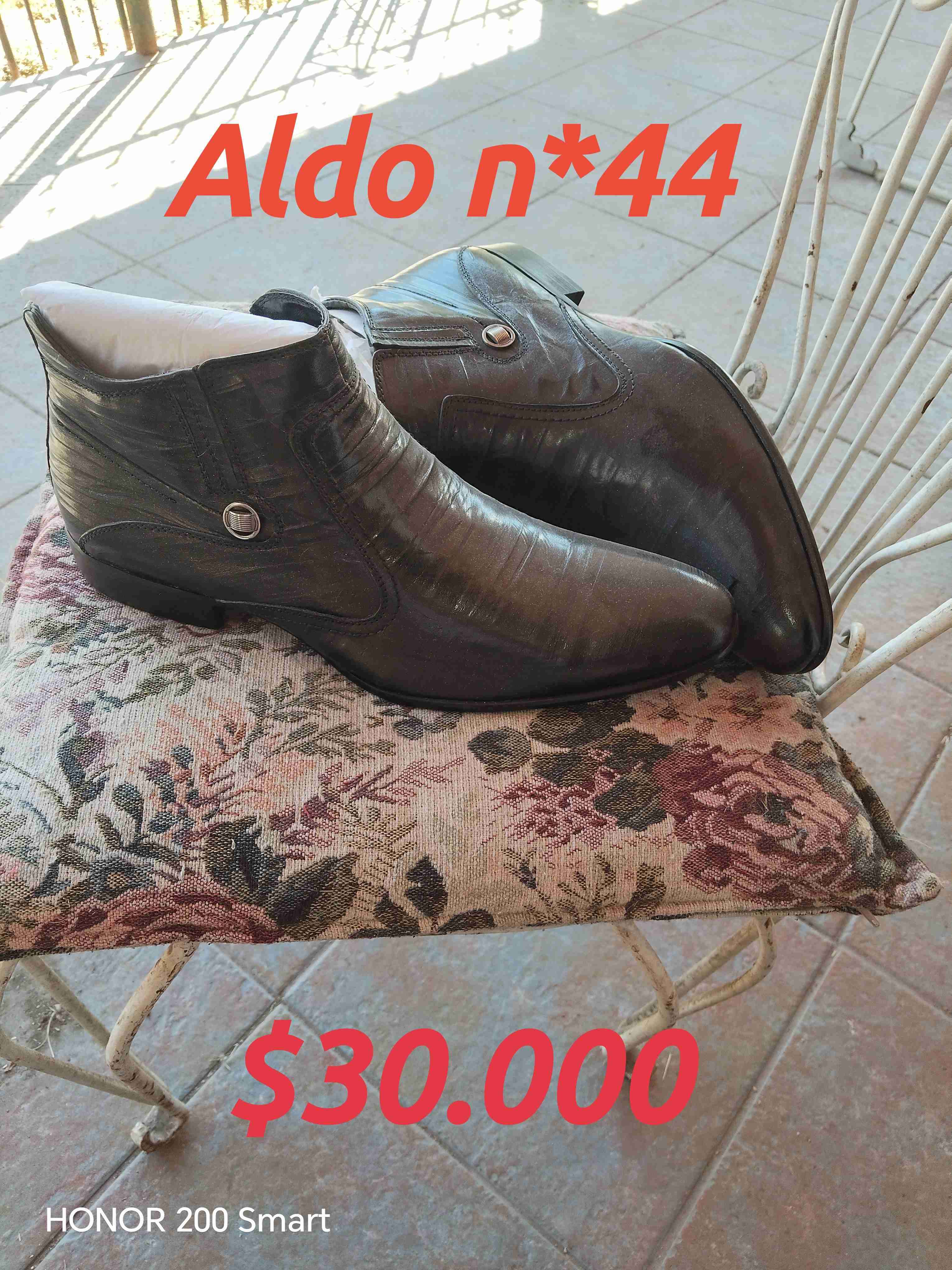 Zapatillas Puma negras y rojas - miniatura 3