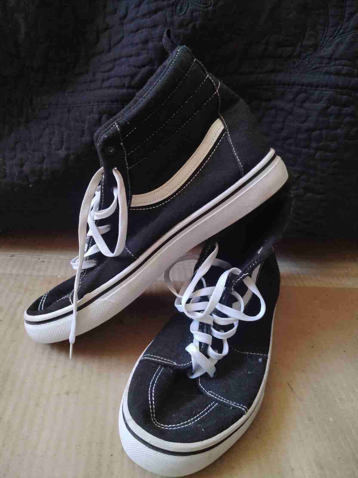 Zapatillas urbanas negras - miniatura 2