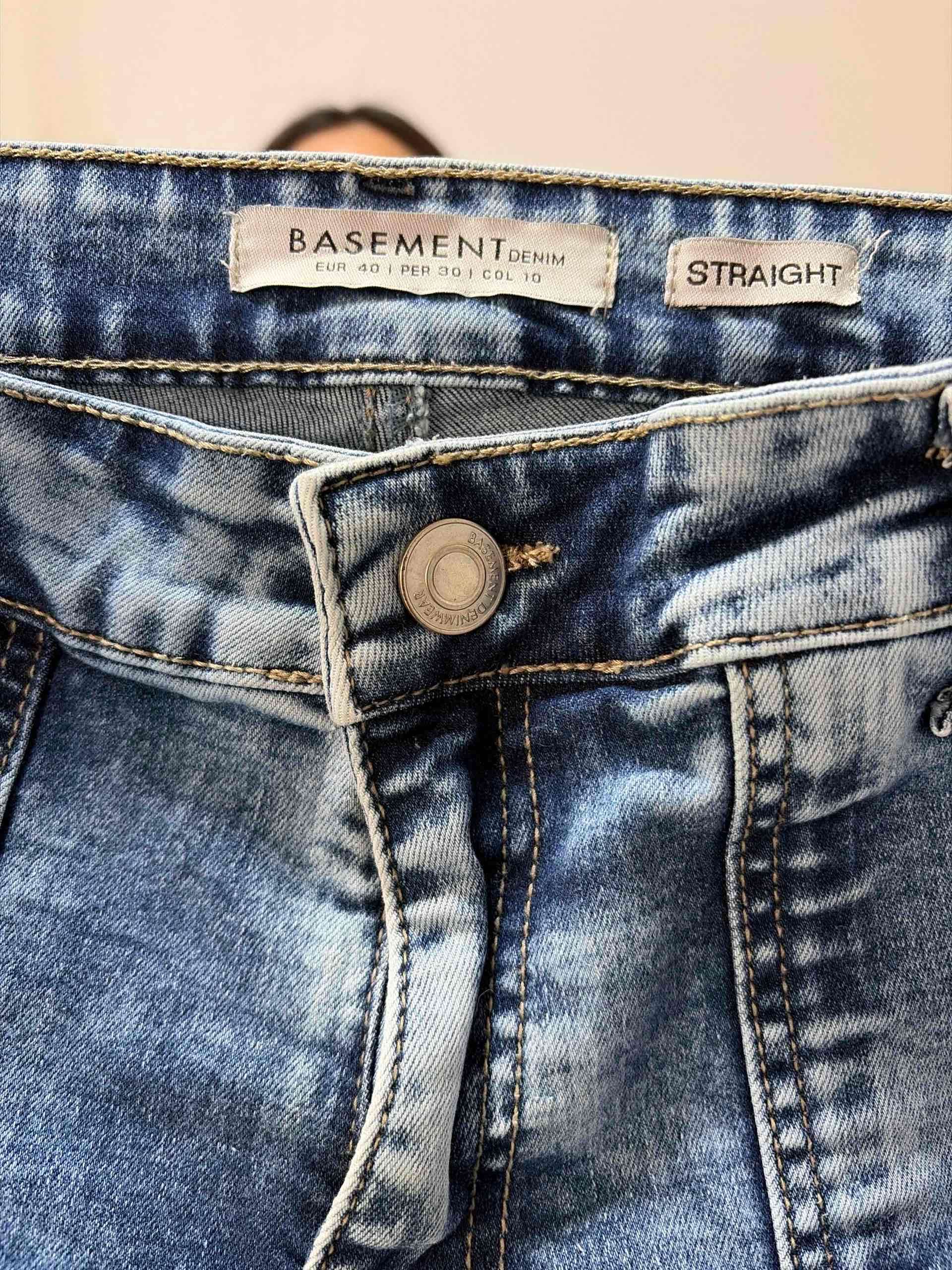 Jeans azul con bolsillos - miniatura 2