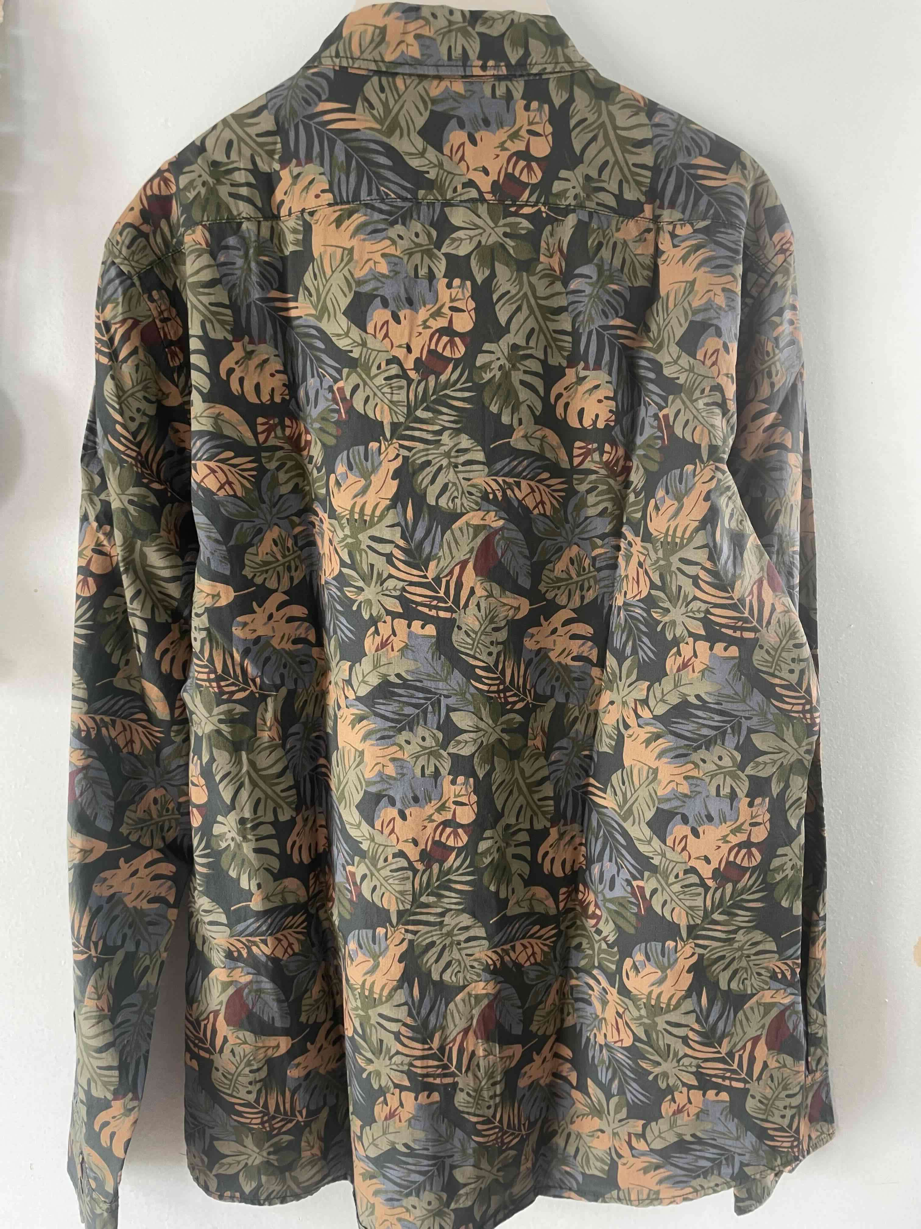 Camisa estampada tropical - miniatura 2