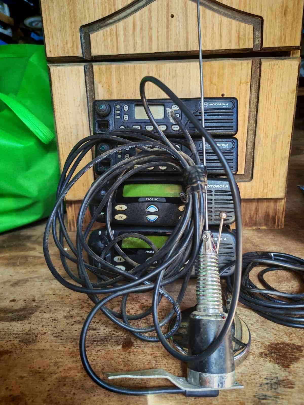 Radios Motorola PRO5100 y GTX - miniatura 3