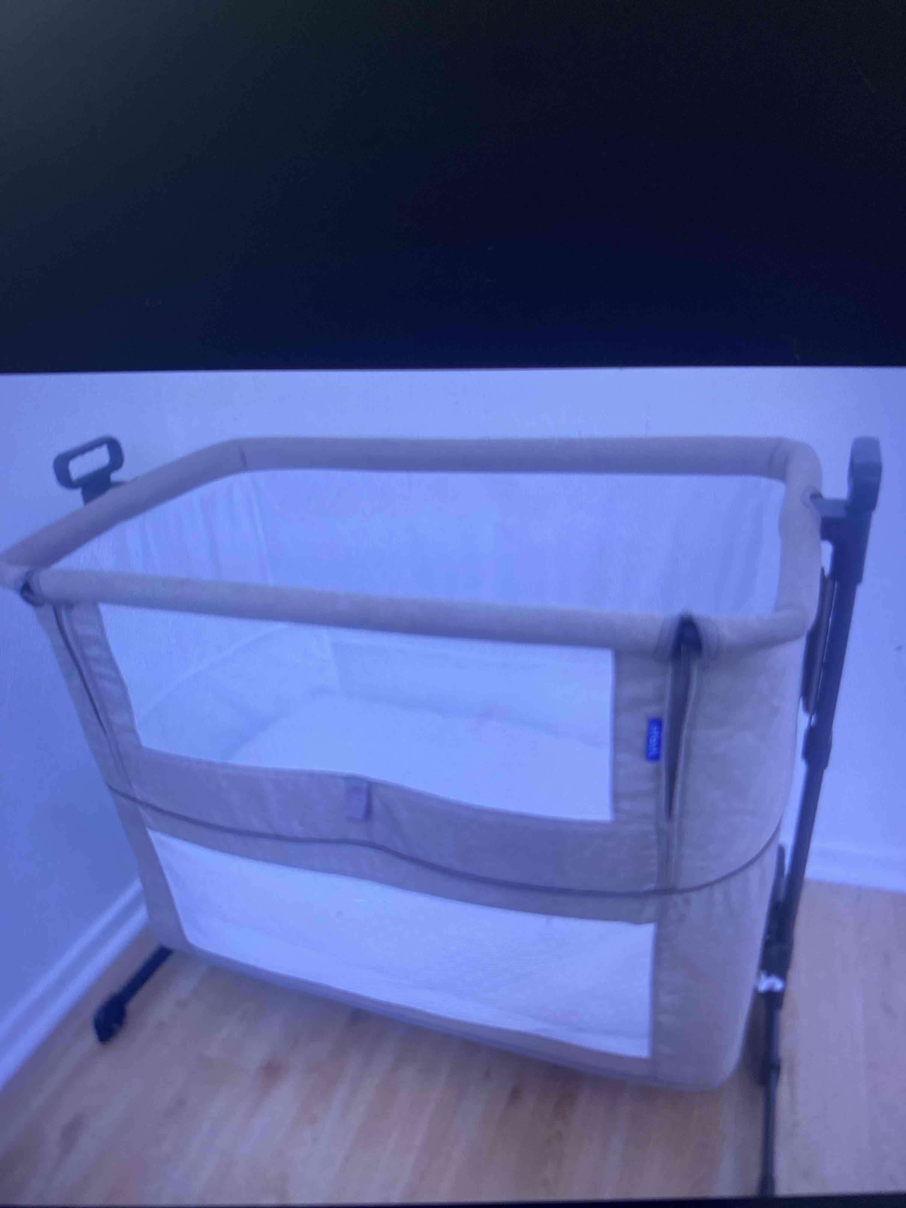 Cuna colecho beige ajustable y colchón de regalo - miniatura 3