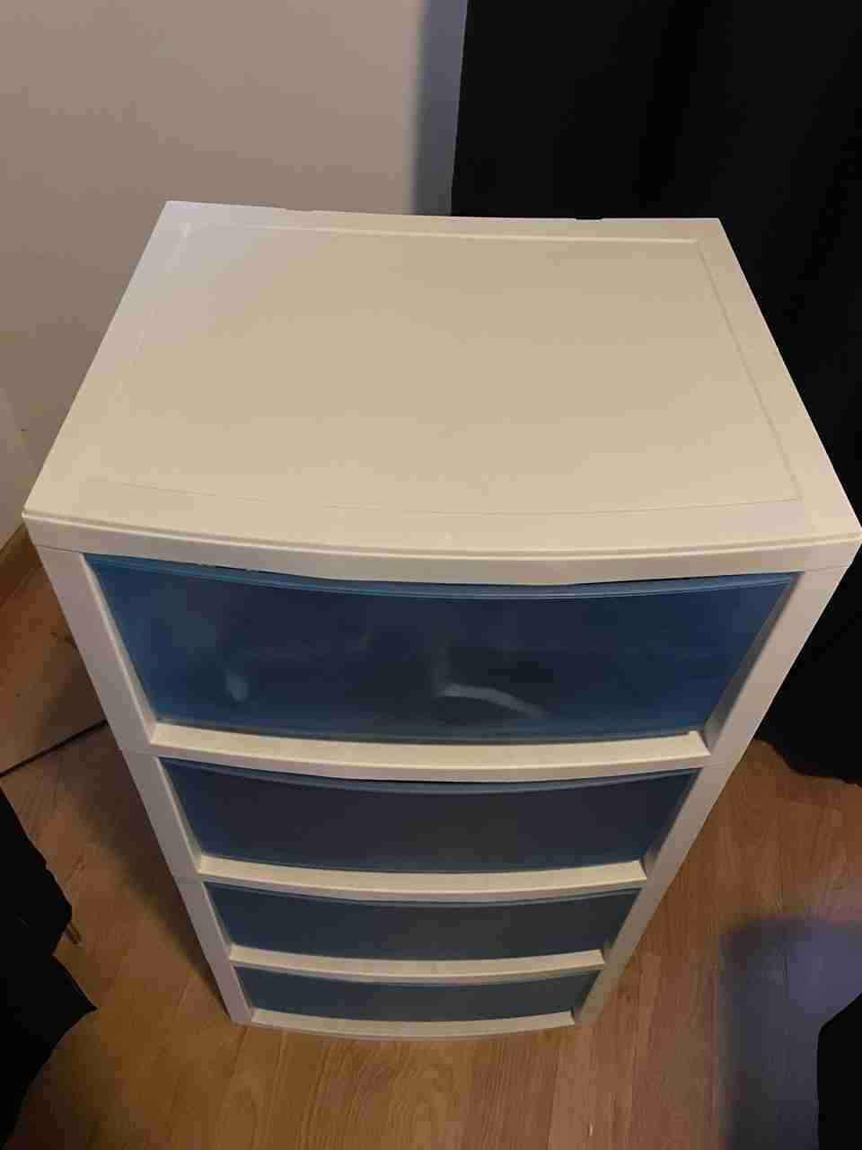 Cajonera plástica con 4 compartimentos - miniatura 3