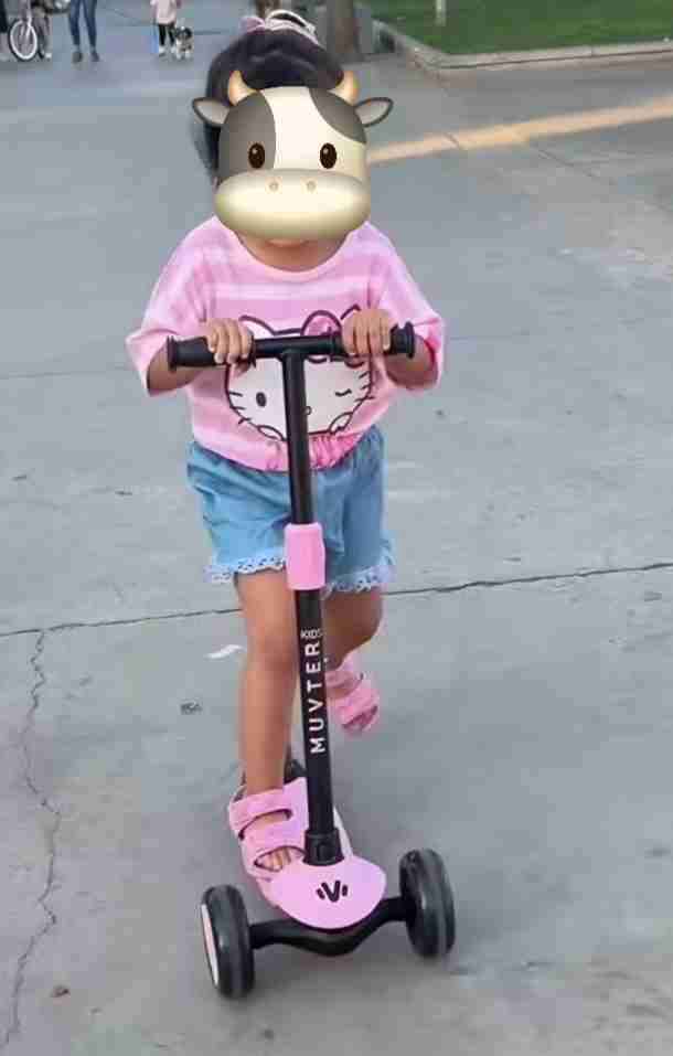 Scooter infantil rosado - miniatura 5