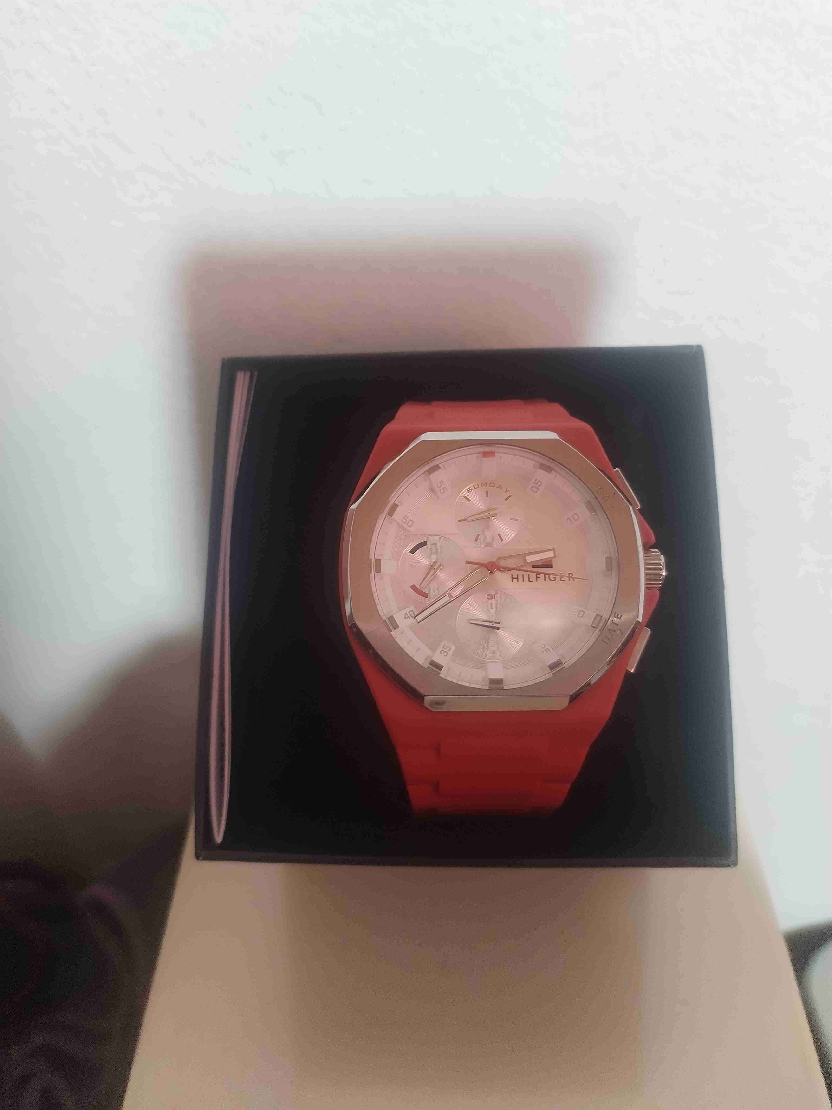Reloj Tommy Hilfiger rojo - miniatura 2