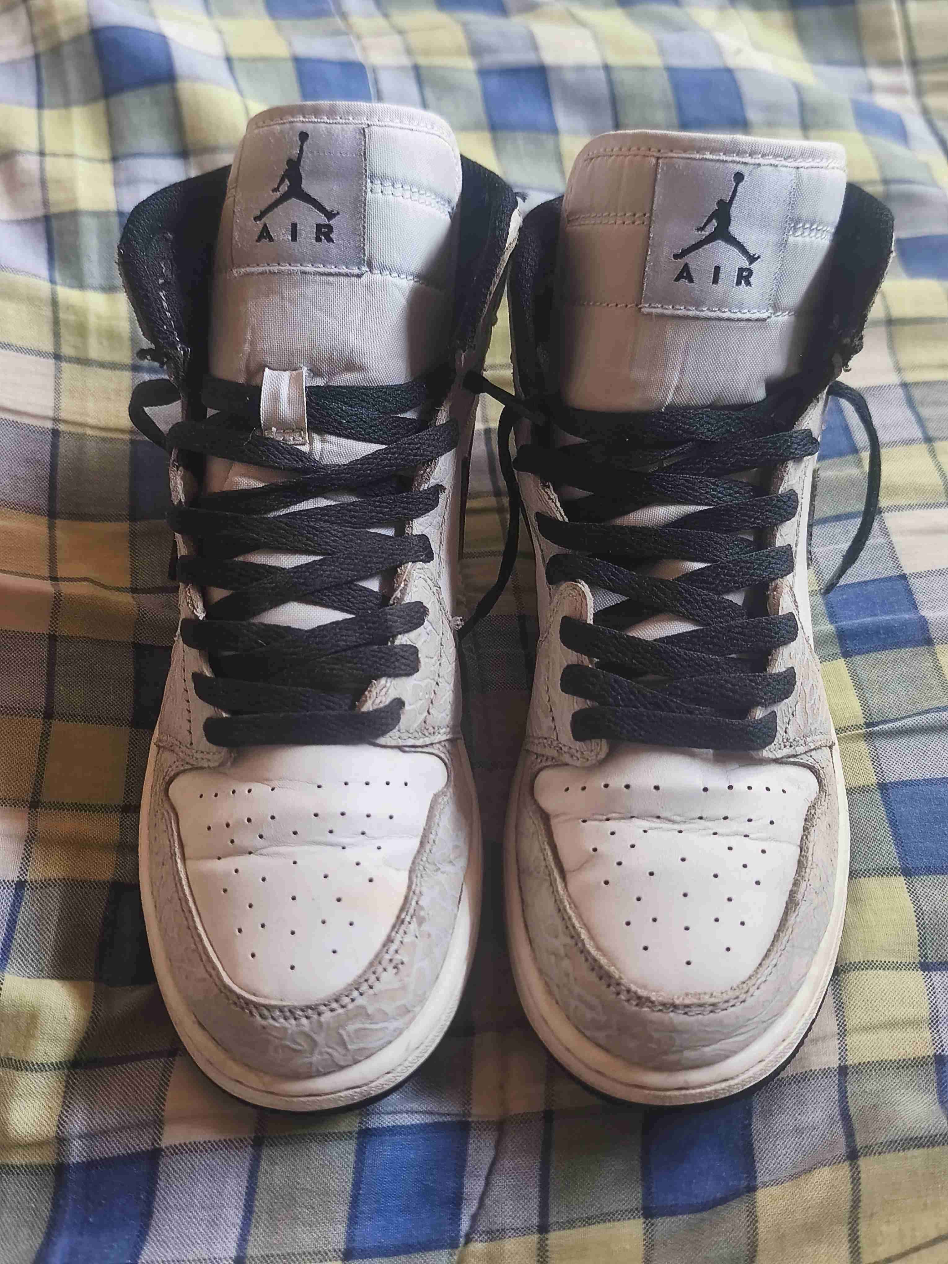 Zapatillas jordan retro 1 white cement talla 40 - miniatura 2