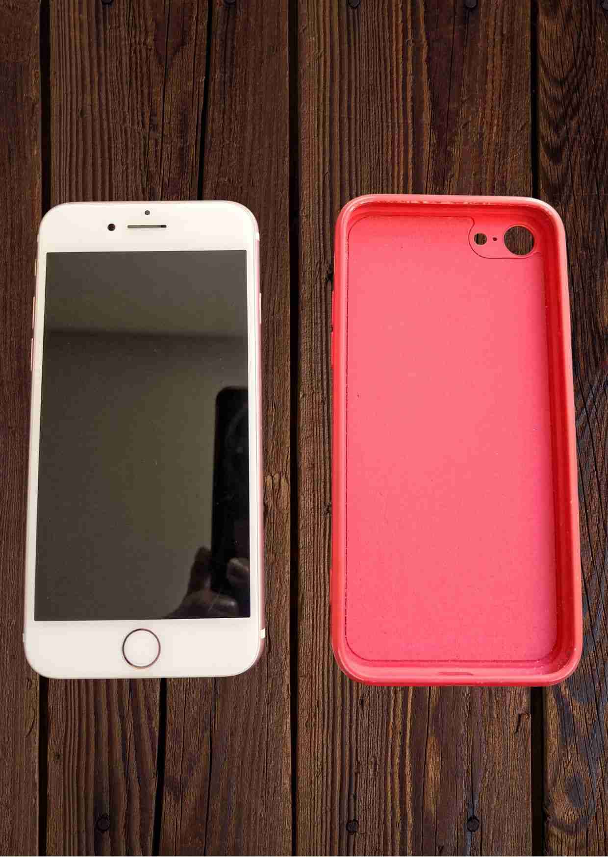 iPhone 7 Rosado en Excelente Estado + Carcasa Marv - miniatura 3